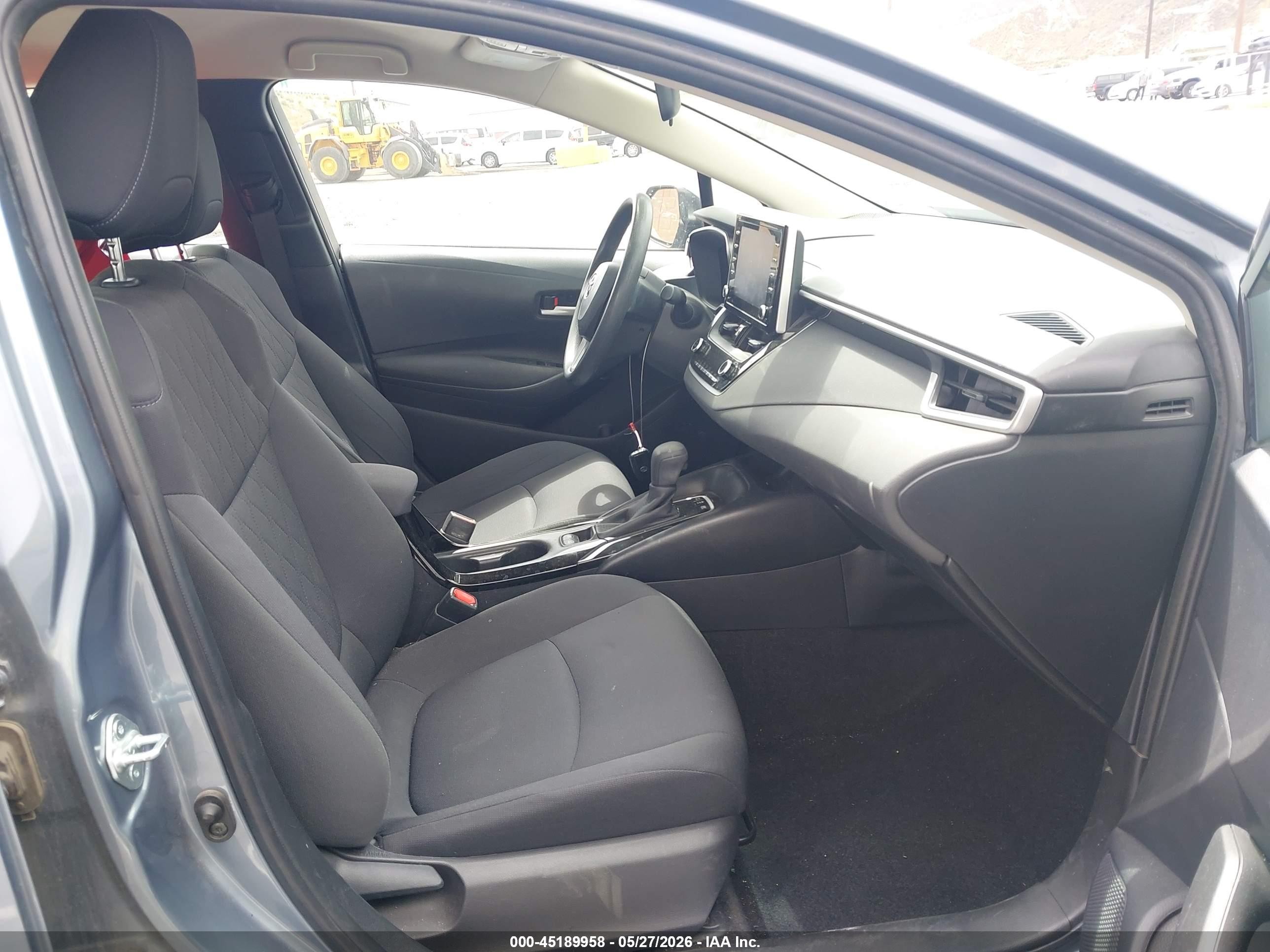 2021 Toyota Corolla Hybrid Le Blue vin: JTDEAMDE7MJ033139