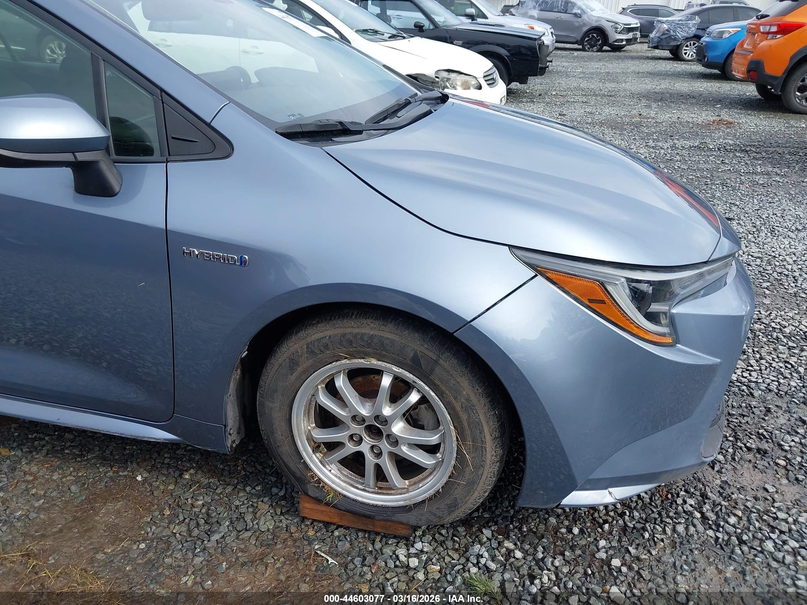 2021 Toyota Corolla Hybrid Le Light Blue vin: JTDEAMDE9MJ009165
