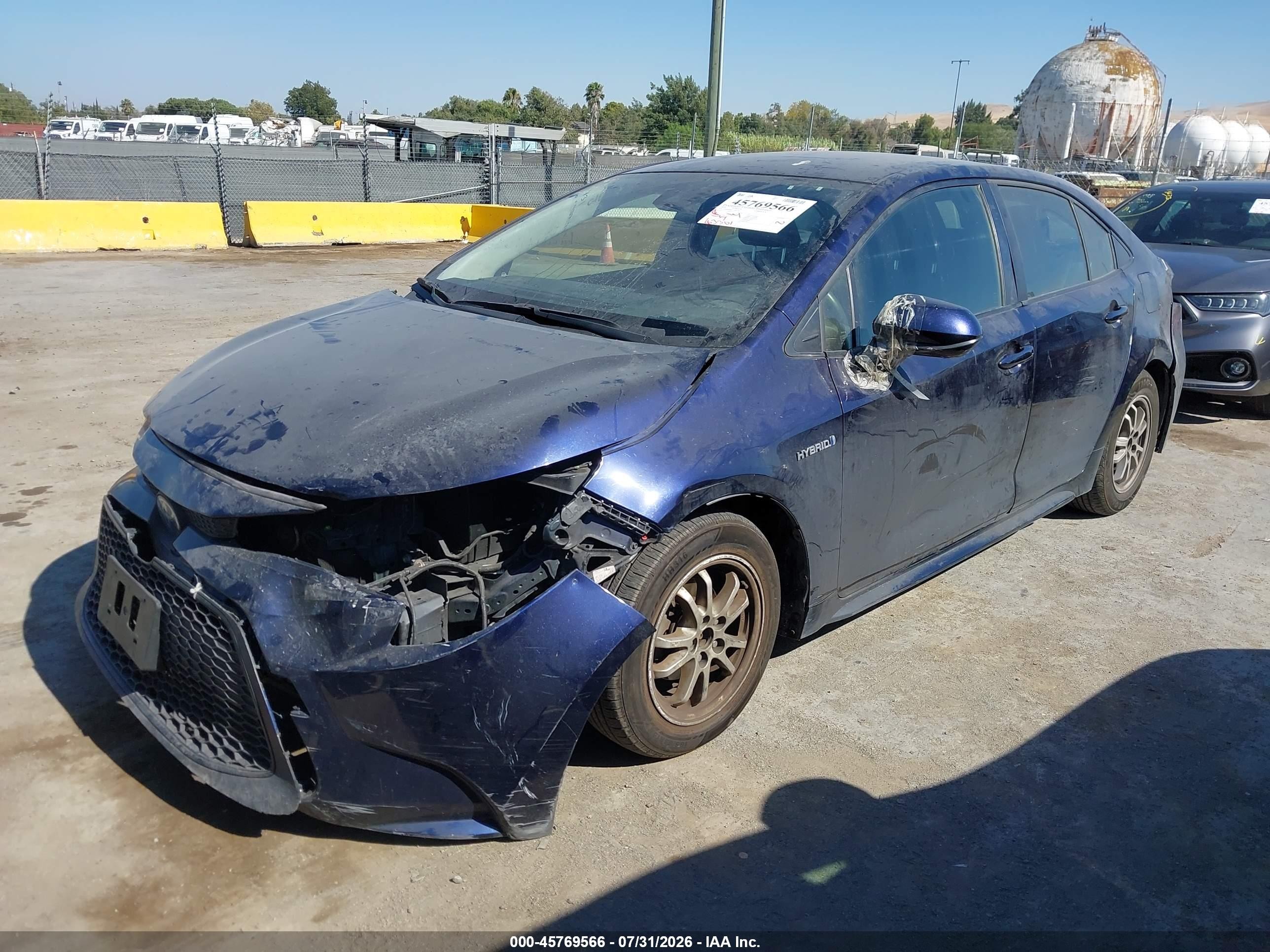 2020 Toyota Corolla Hybrid Le Dark Blue vin: JTDEBRBE1LJ029776