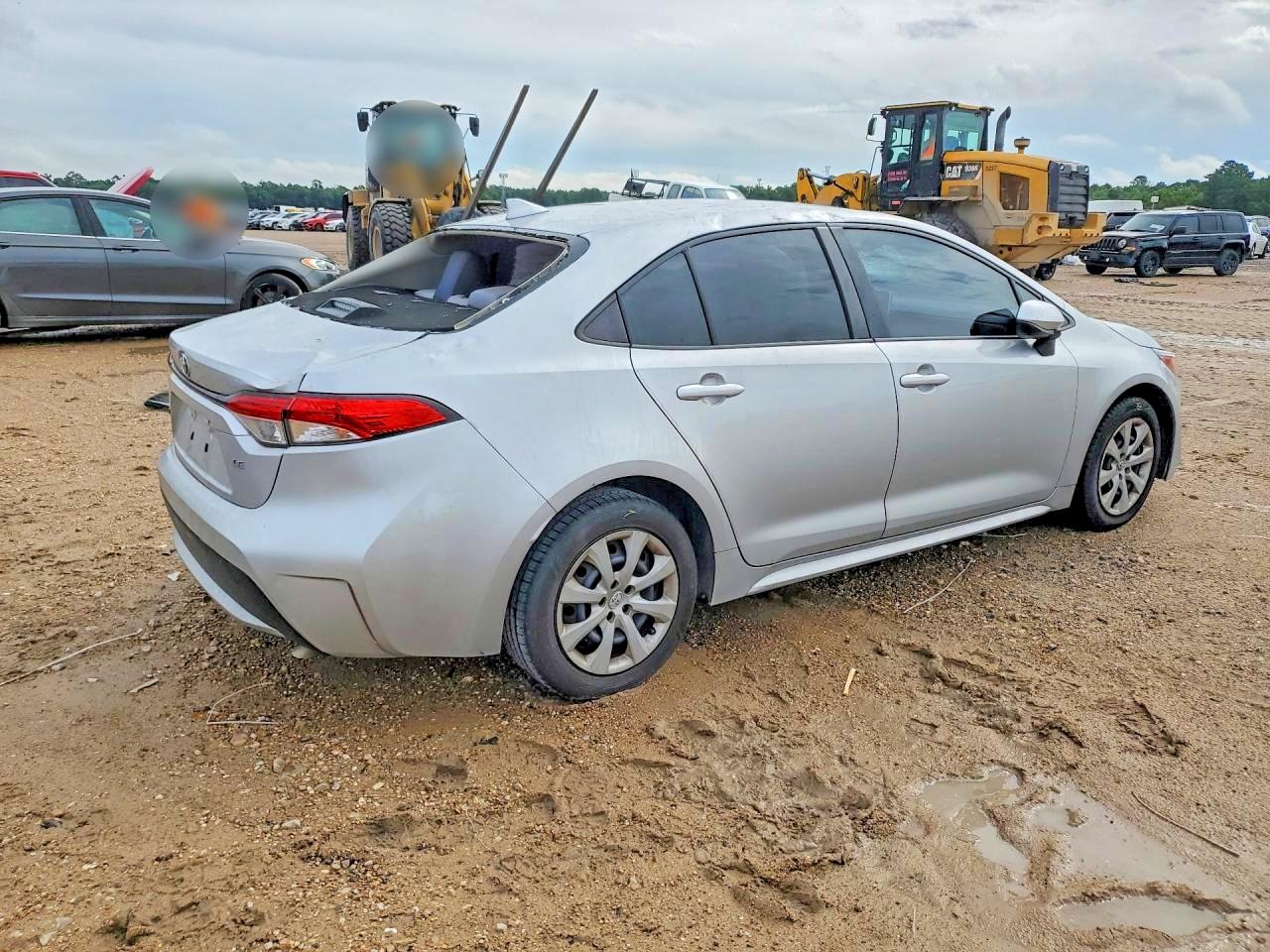 2021 Toyota Corolla Le Silver vin: JTDEPMAE0MJ173603