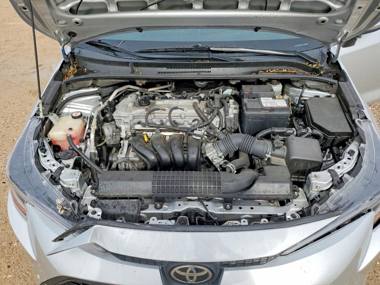 2021 Toyota Corolla Le Silver vin: JTDEPMAE0MJ173603