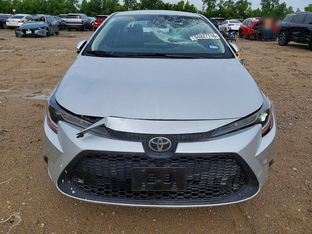 2021 Toyota Corolla Le Silver vin: JTDEPMAE0MJ173603