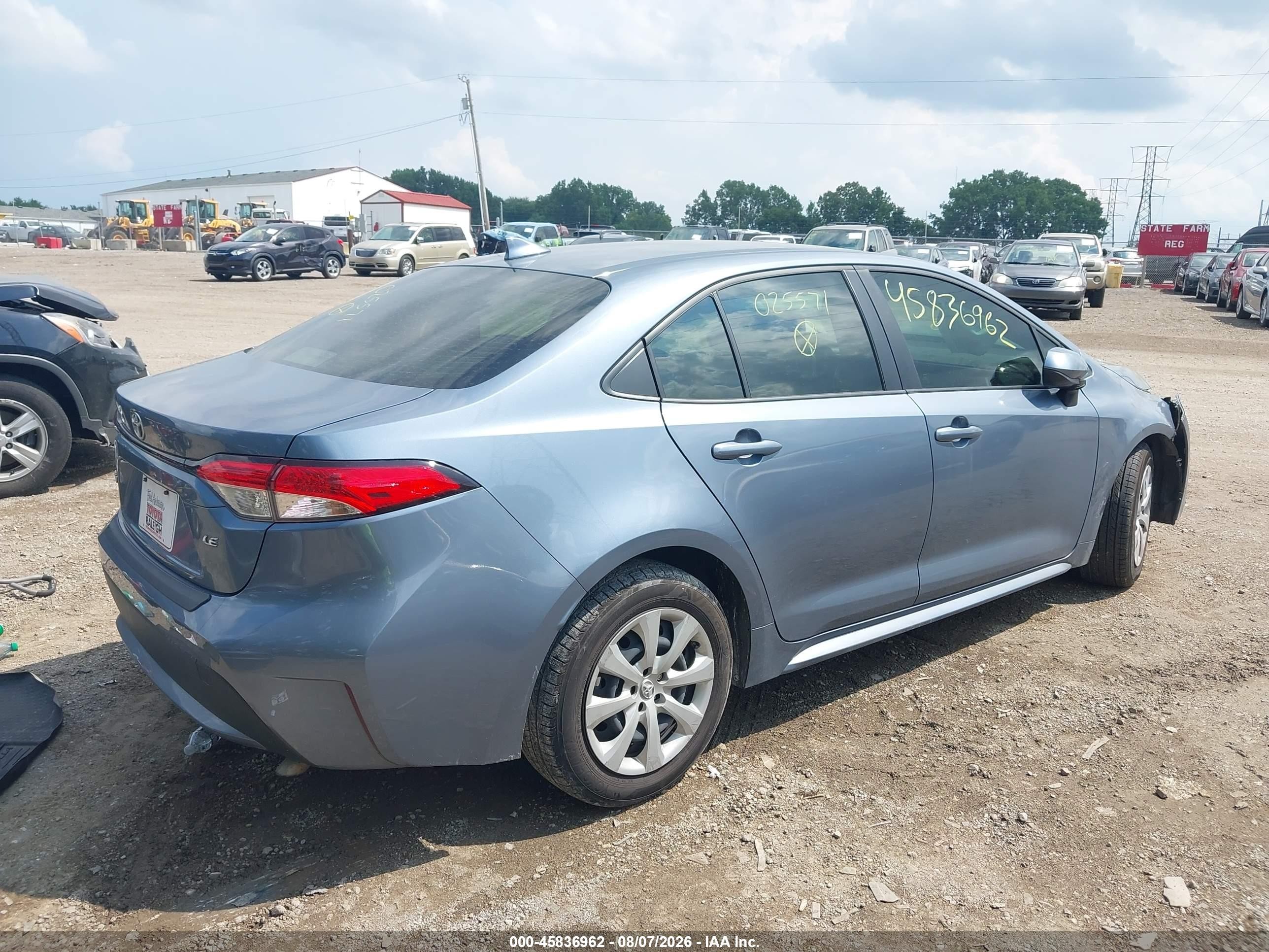 2022 Toyota Corolla Le Blue vin: JTDEPMAE0N3025571