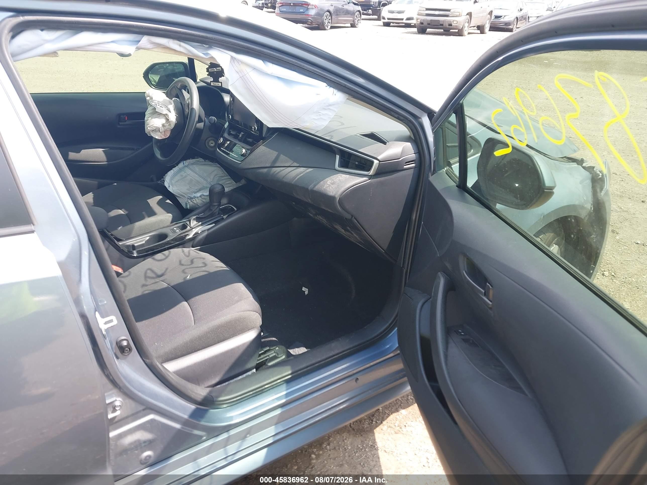 2022 Toyota Corolla Le Blue vin: JTDEPMAE0N3025571