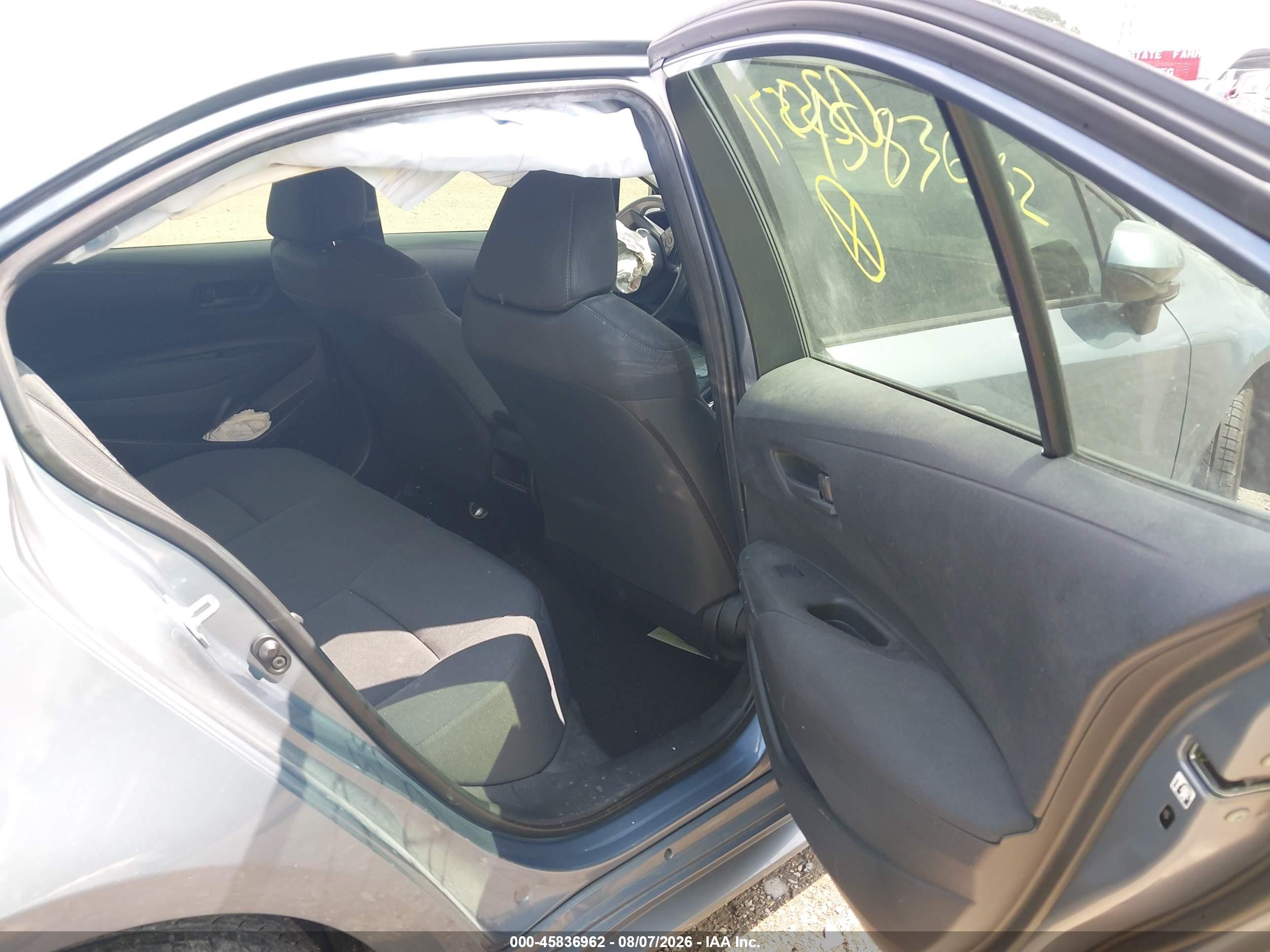 2022 Toyota Corolla Le Blue vin: JTDEPMAE0N3025571