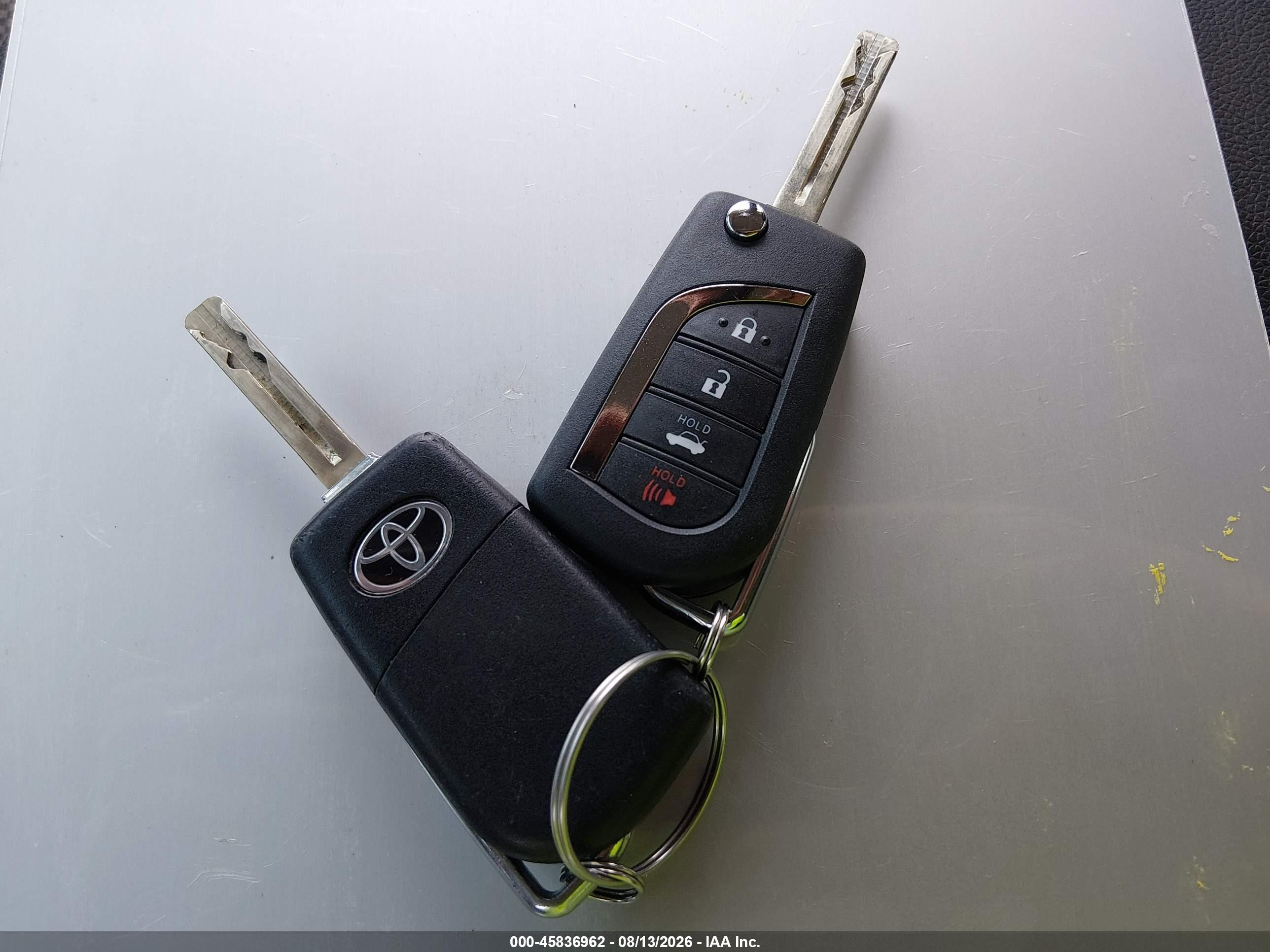 2022 Toyota Corolla Le Blue vin: JTDEPMAE0N3025571