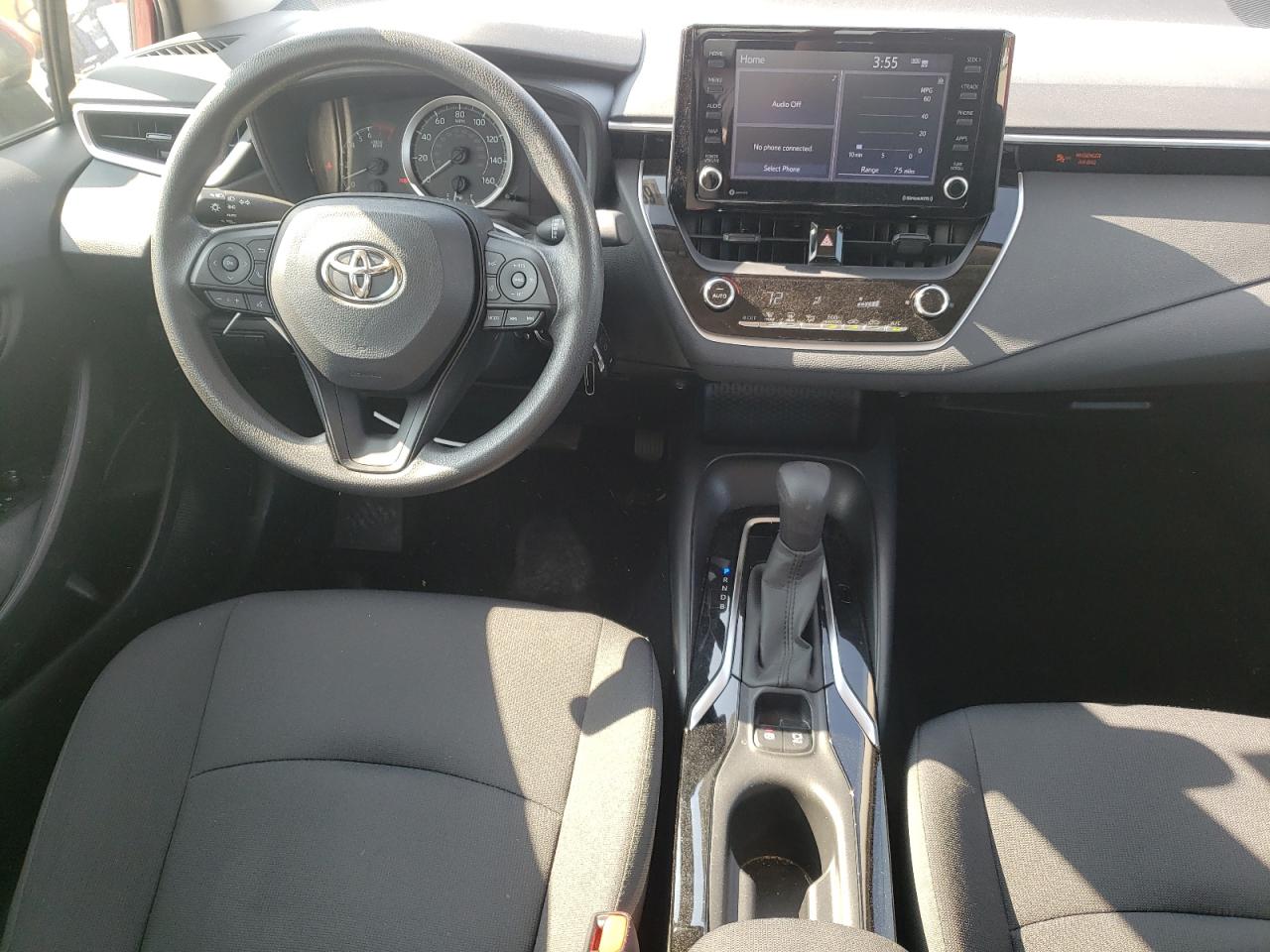 2022 Toyota Corolla Le Red vin: JTDEPMAE0NJ218654