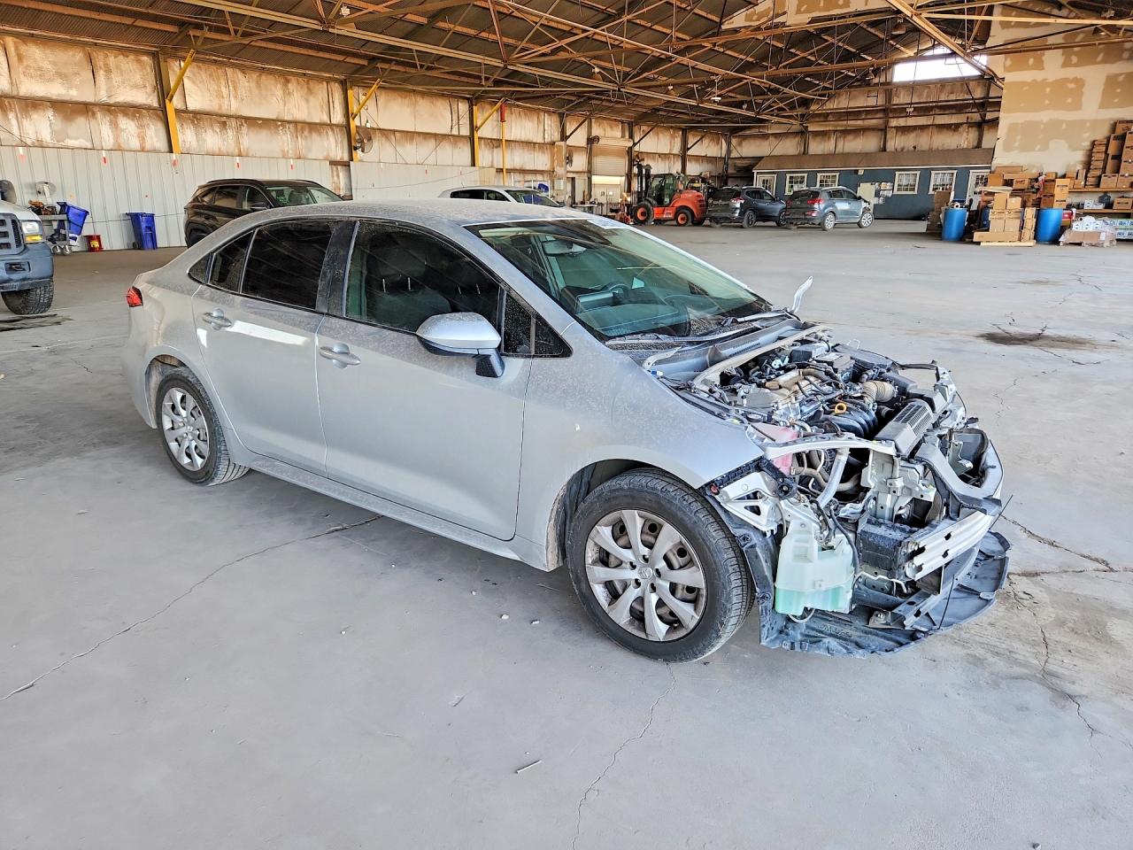 2022 Toyota Corolla Le Silver vin: JTDEPMAE1NJ210630