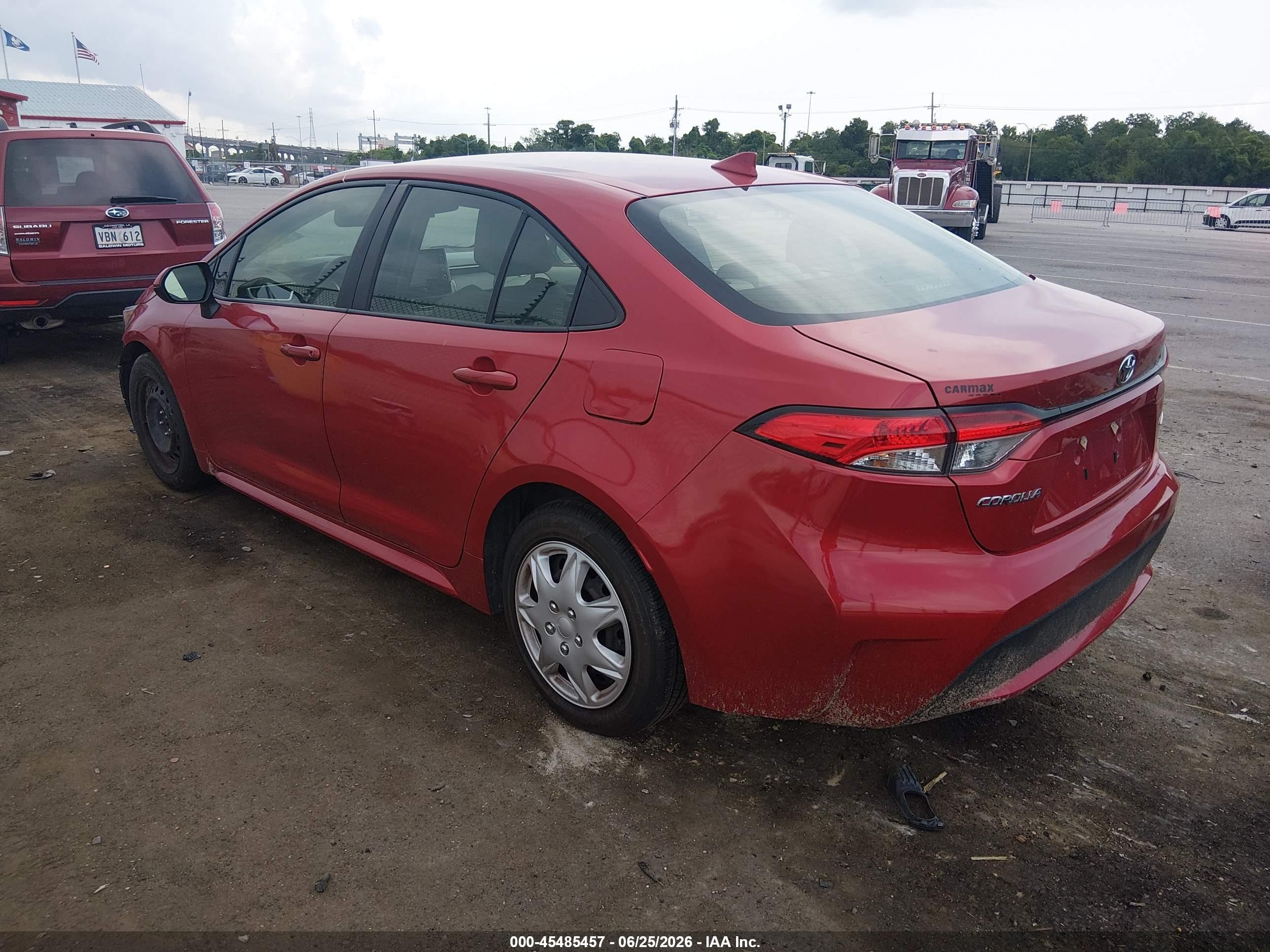 2021 Toyota Corolla Le Красный vin: JTDEPMAE2MJ176065