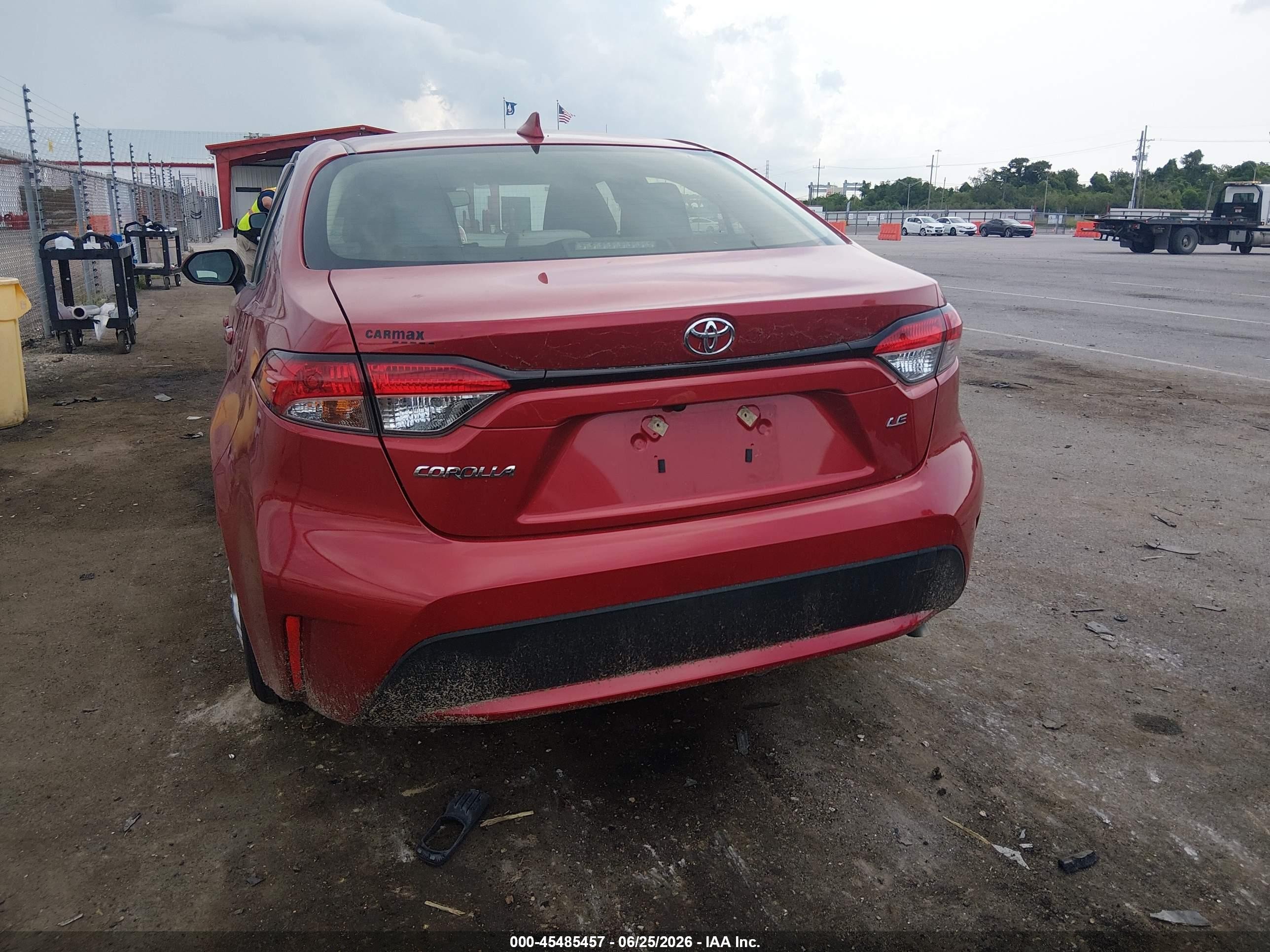 2021 Toyota Corolla Le Красный vin: JTDEPMAE2MJ176065