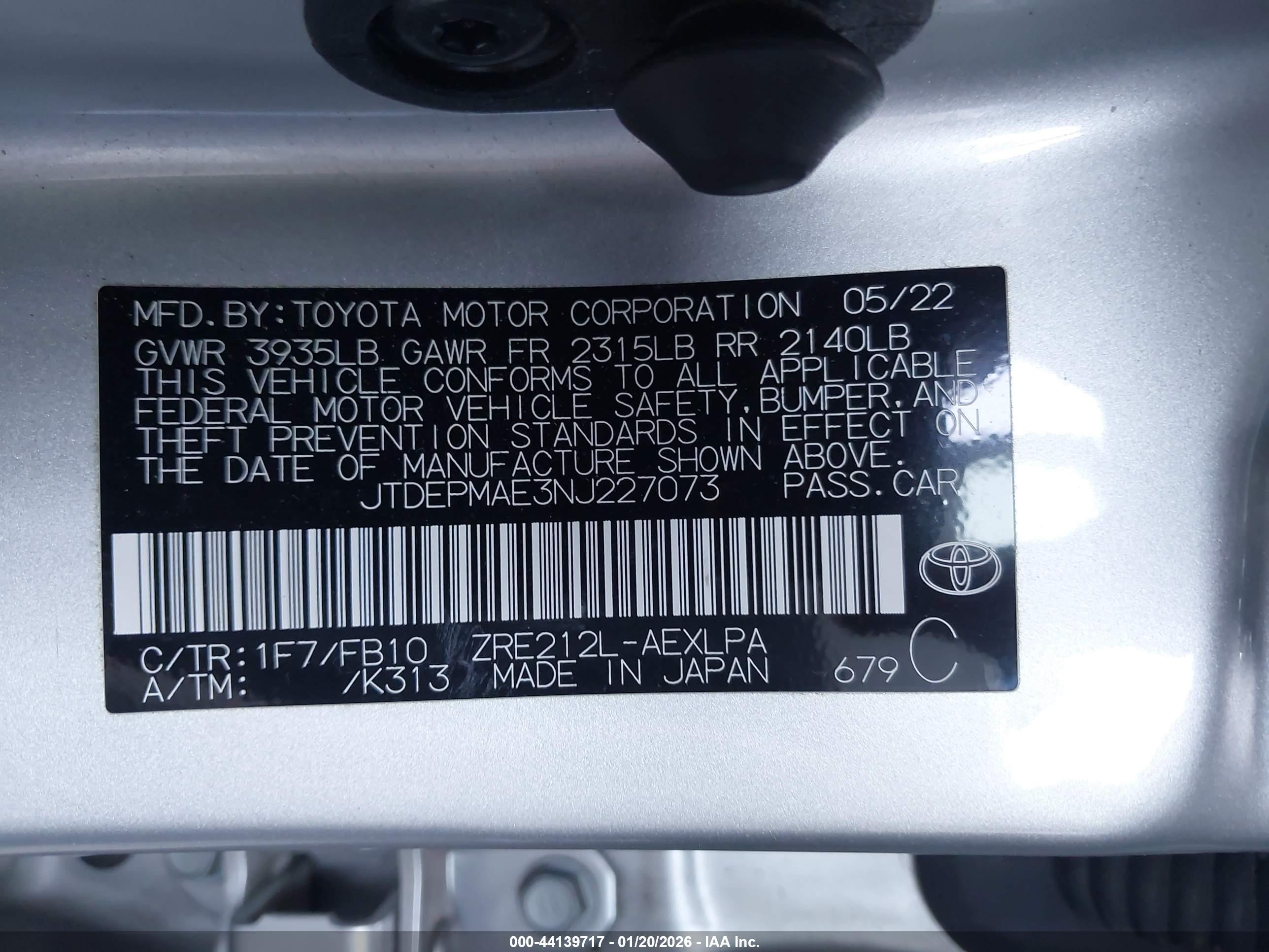2022 Toyota Corolla Le Silver vin: JTDEPMAE3NJ227073
