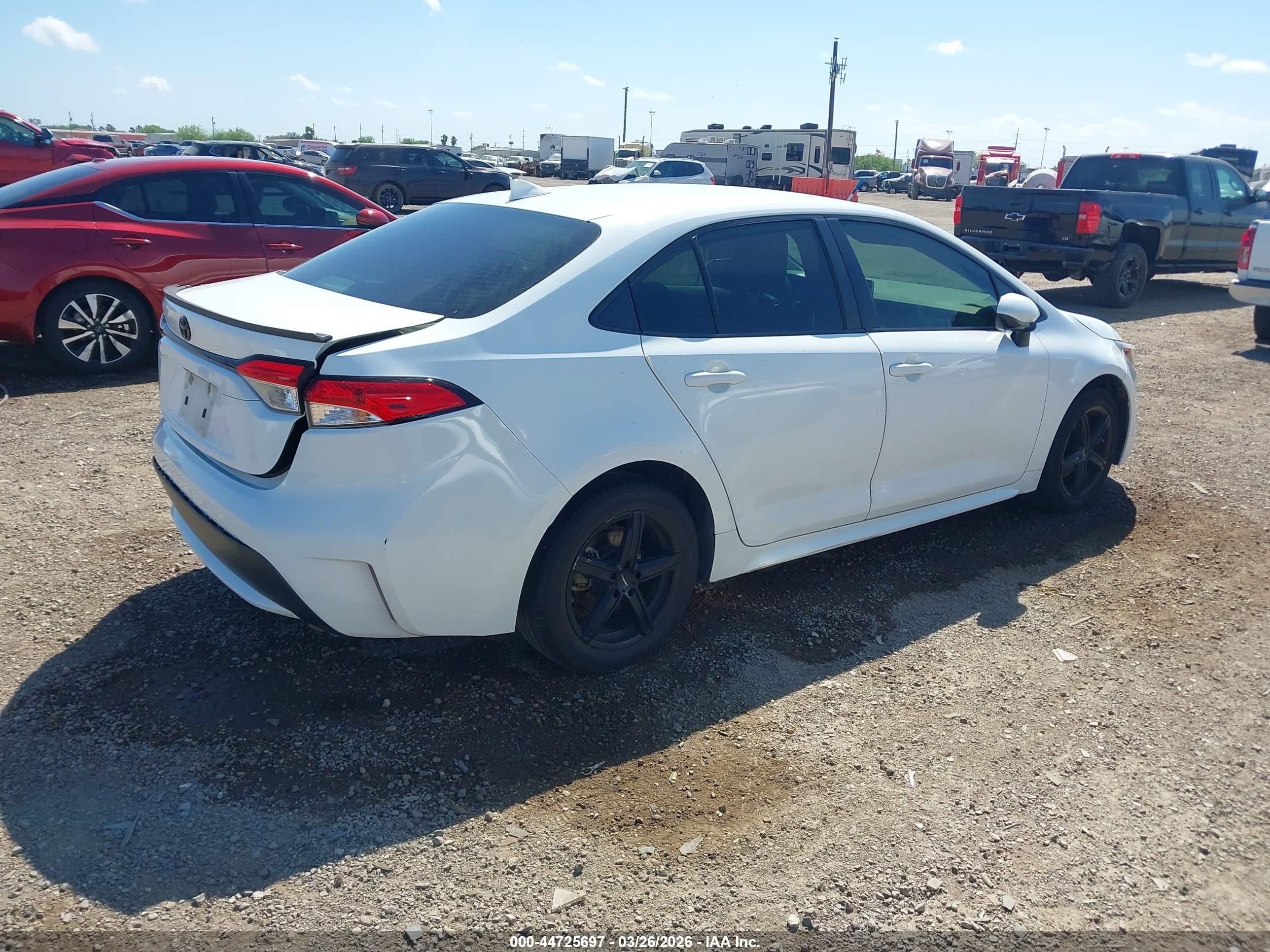 2021 Toyota Corolla Le White vin: JTDEPMAE4MJ126624