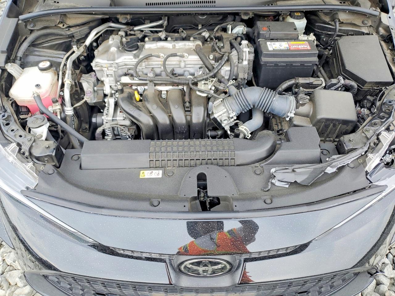 2022 Toyota Corolla Le Black vin: JTDEPMAE4NJ201954