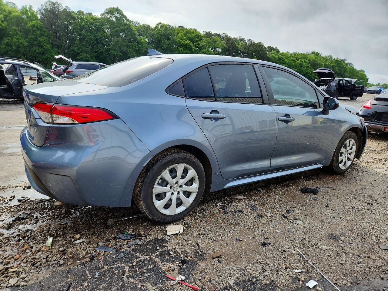 2021 Toyota Corolla Le Blue vin: JTDEPMAE5MJ183009