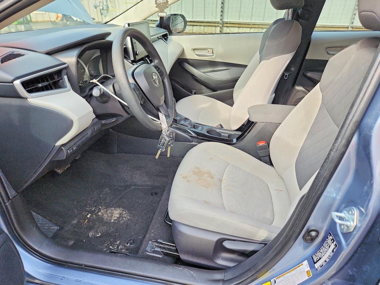 2021 Toyota Corolla Le Blue vin: JTDEPMAE5MJ183009