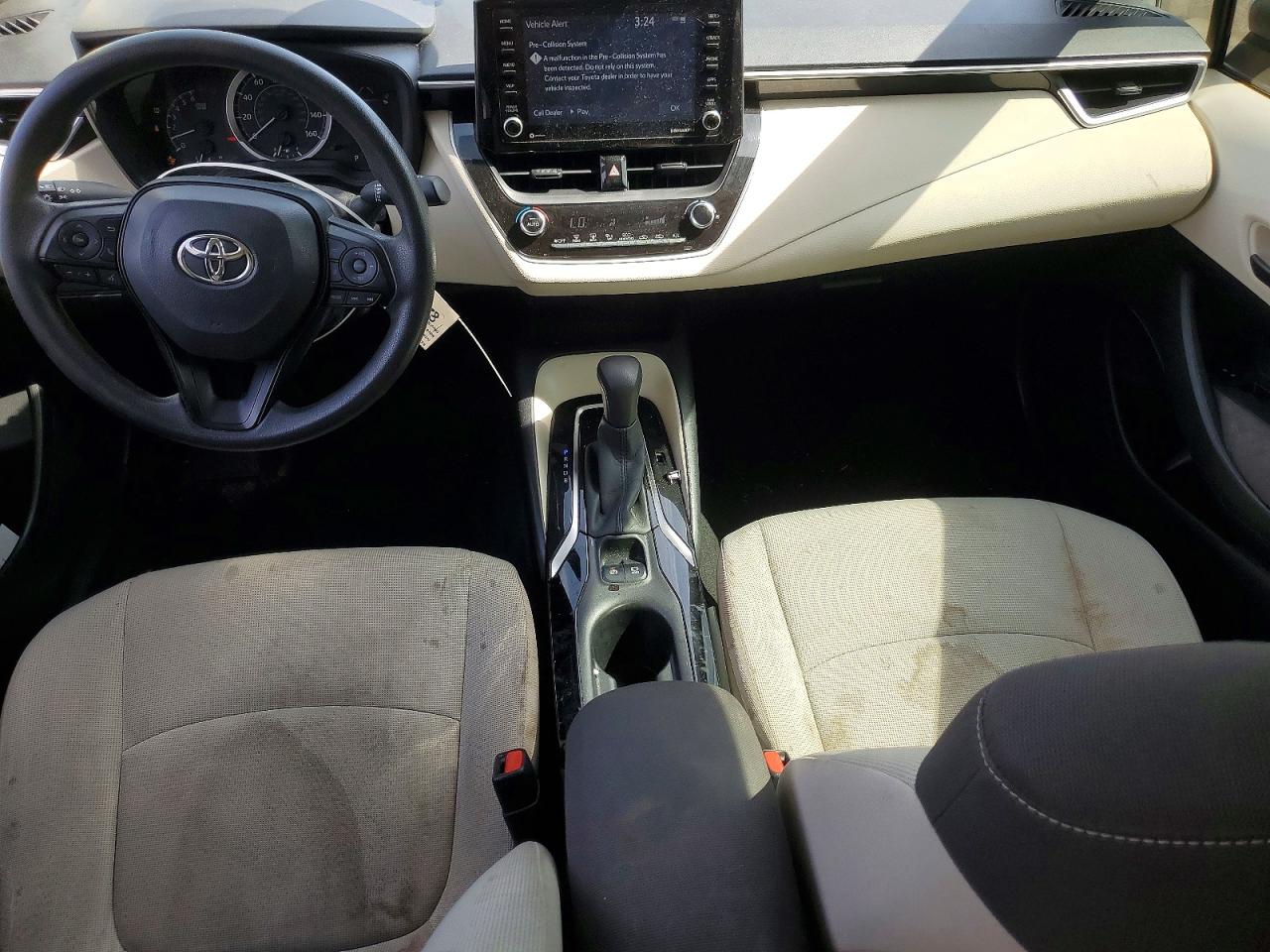 2022 Toyota Corolla Le Silver vin: JTDEPMAE5NJ203552