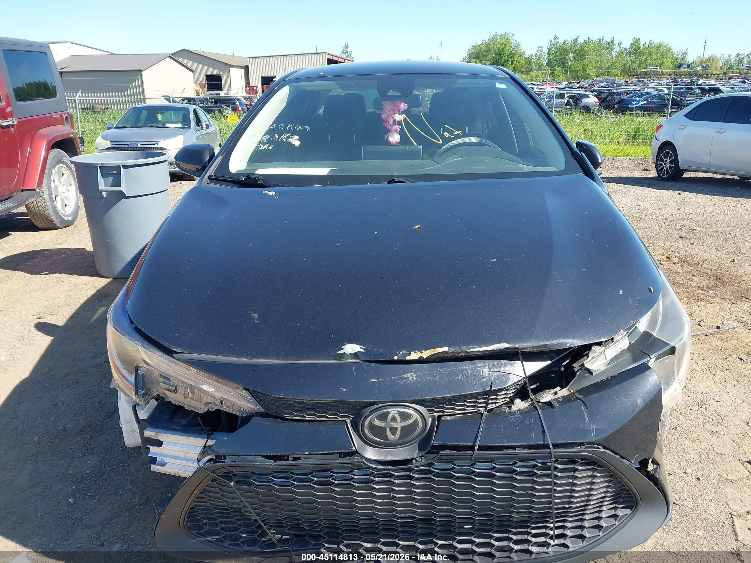 2021 Toyota Corolla Le Black vin: JTDEPMAE6MJ153145