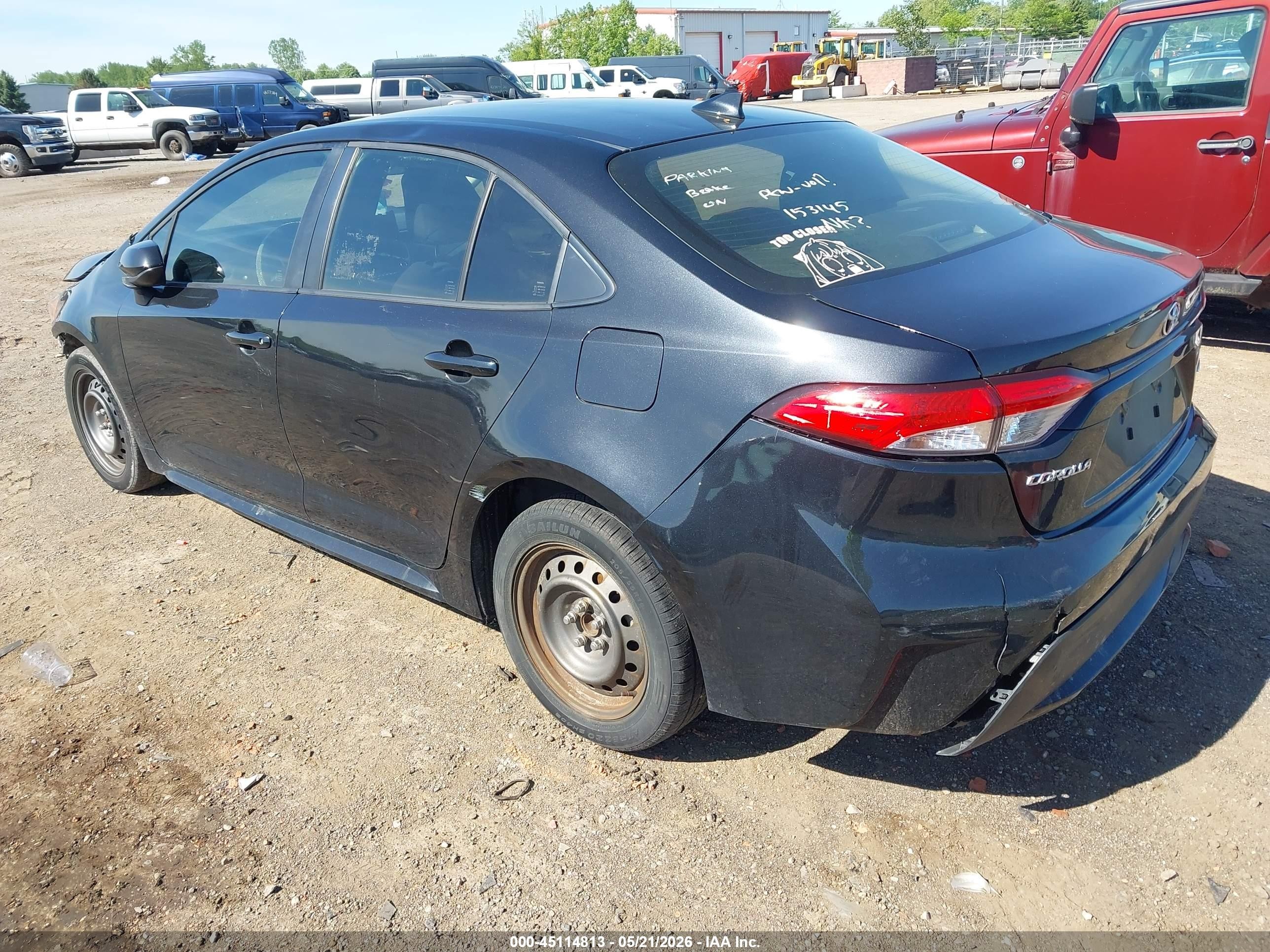 2021 Toyota Corolla Le Black vin: JTDEPMAE6MJ153145