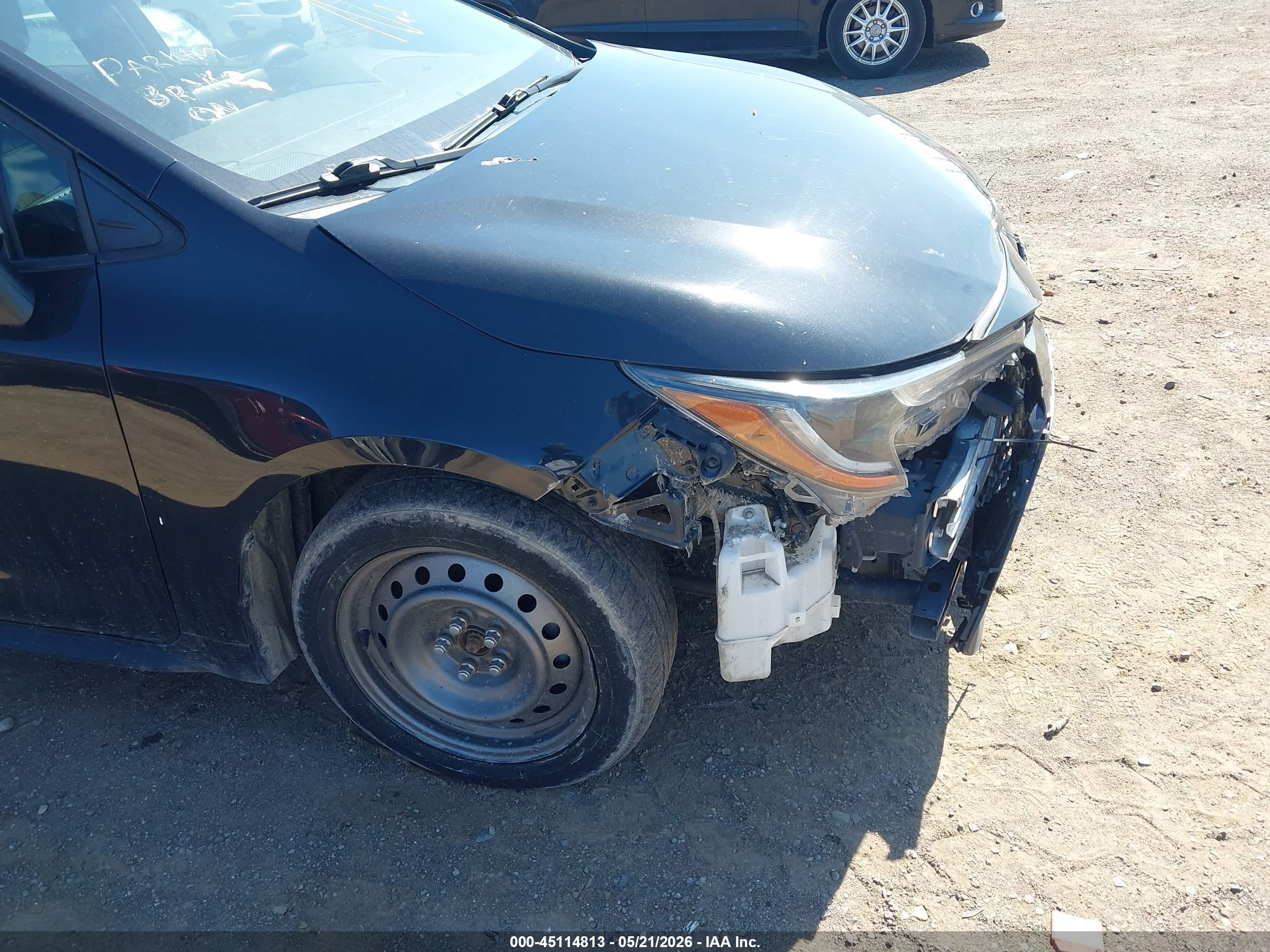 2021 Toyota Corolla Le Black vin: JTDEPMAE6MJ153145