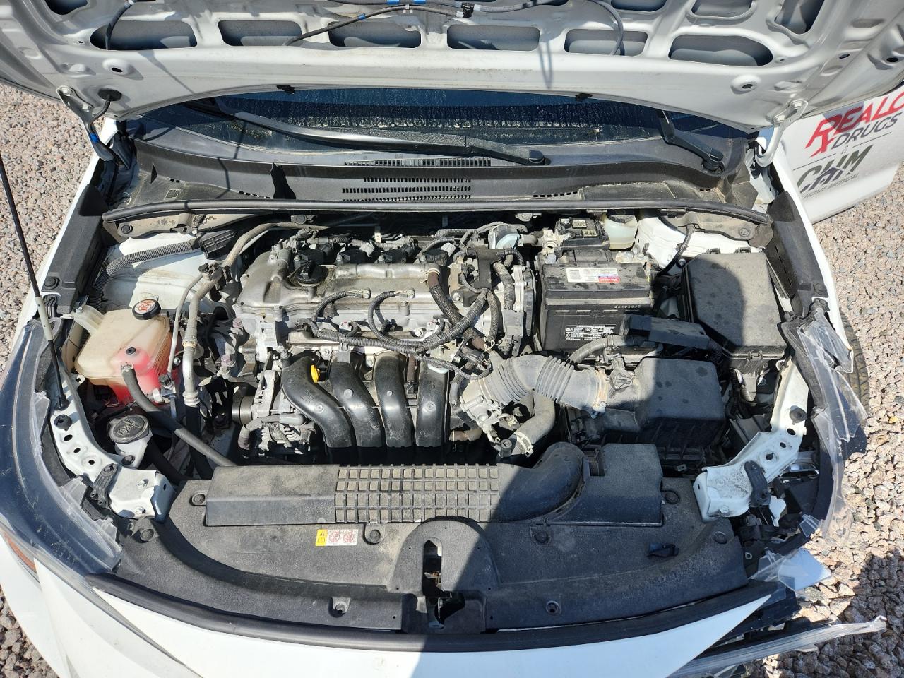 2021 Toyota Corolla Le White vin: JTDEPMAE6MJ169068