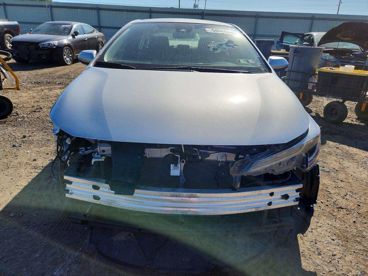 2022 Toyota Corolla Le Silver vin: JTDEPMAE7N3030248