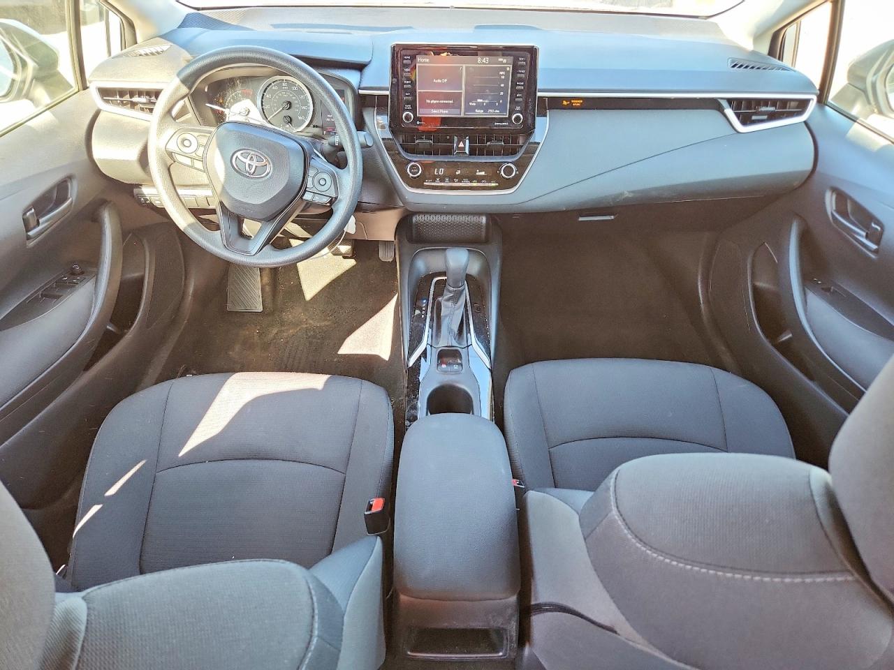2022 Toyota Corolla Le Silver vin: JTDEPMAE7N3030248