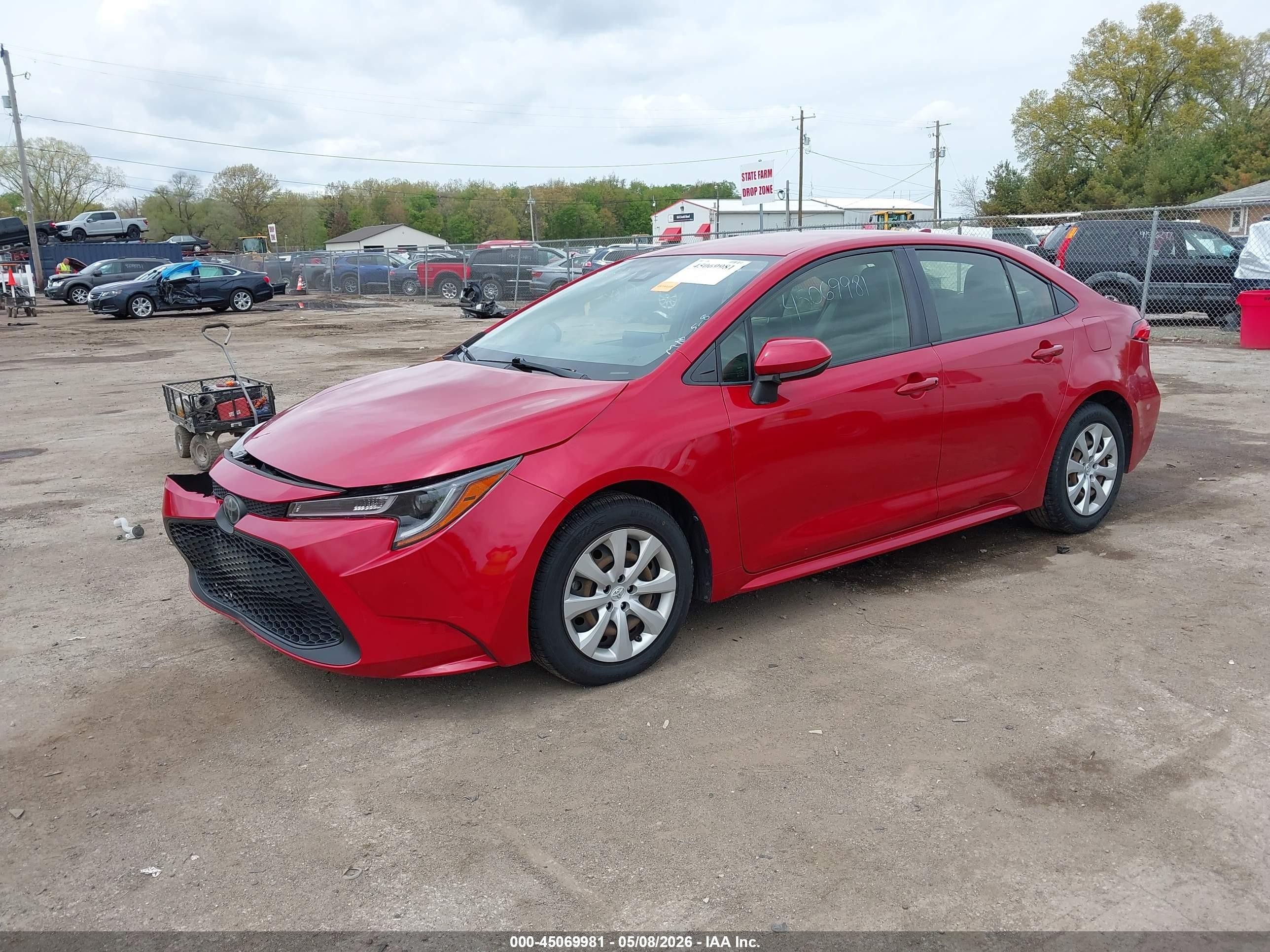 2021 Toyota Corolla Le Red vin: JTDEPMAE8MJ117716