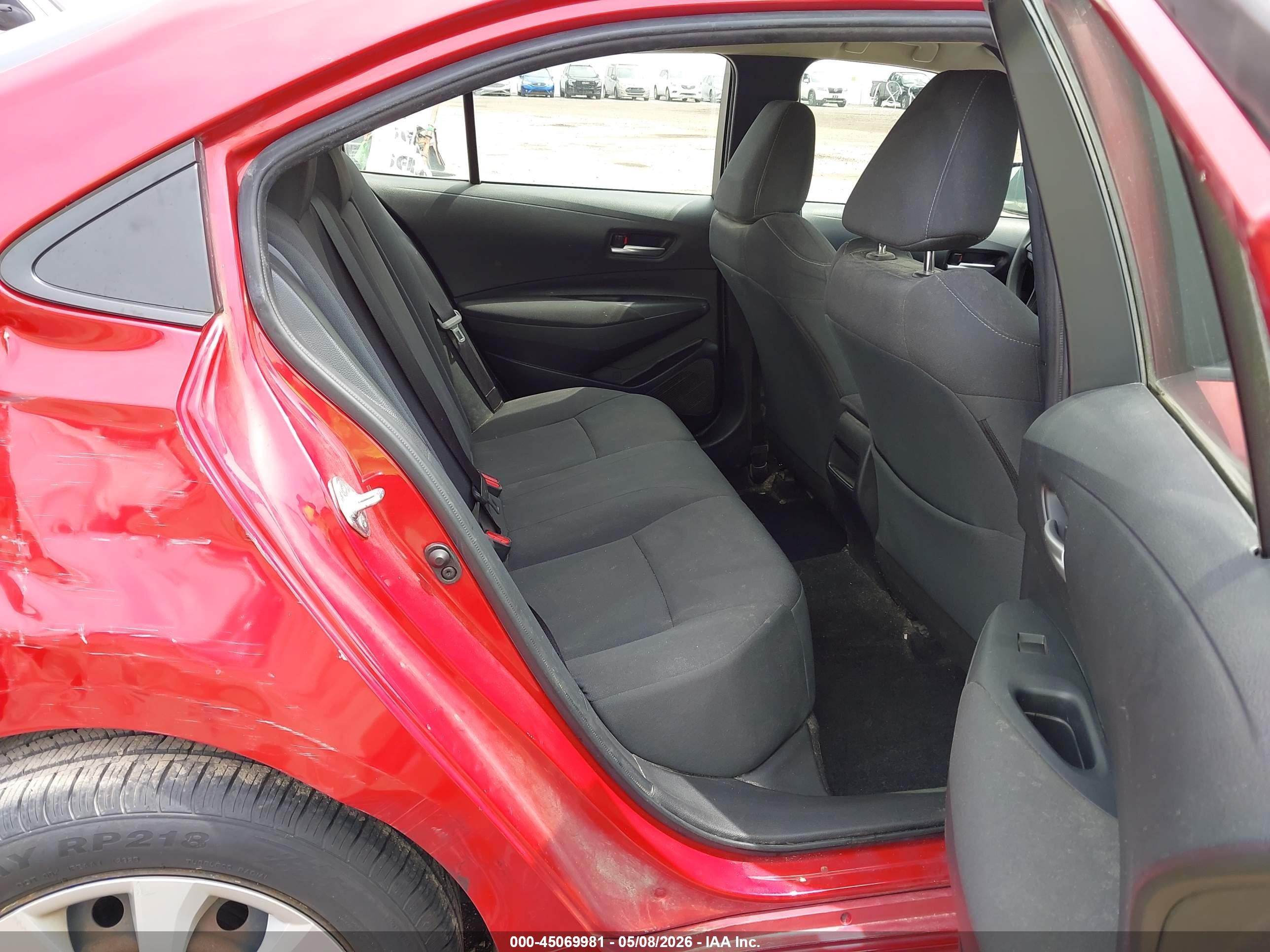 2021 Toyota Corolla Le Red vin: JTDEPMAE8MJ117716