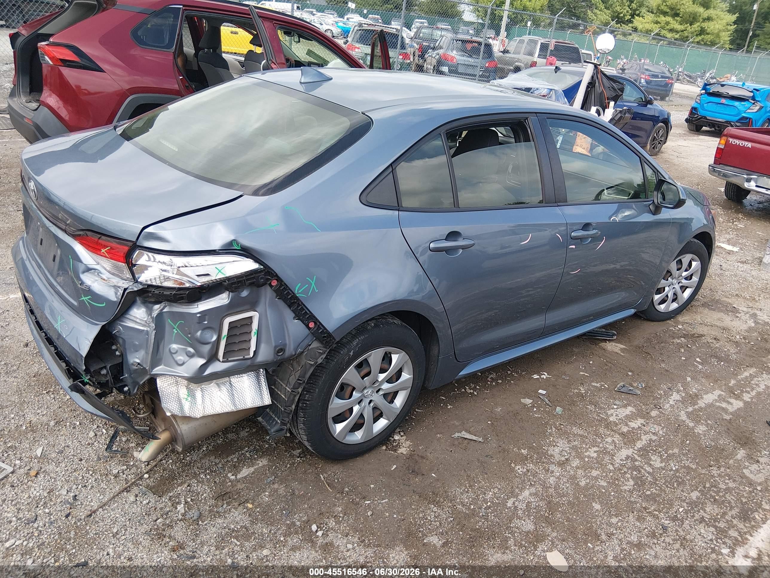 2021 Toyota Corolla Le Light Blue vin: JTDEPMAE8MJ159318