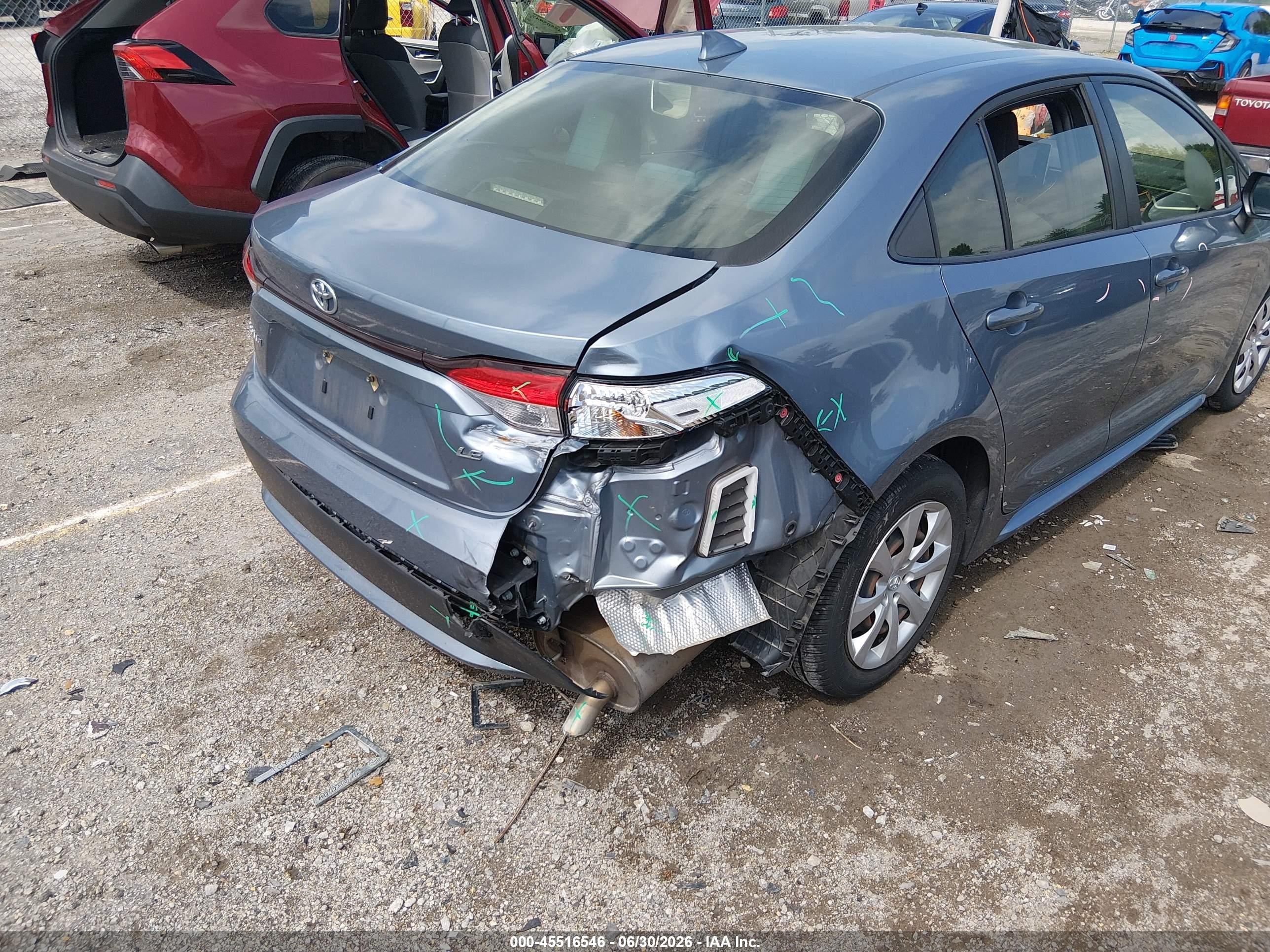 2021 Toyota Corolla Le Light Blue vin: JTDEPMAE8MJ159318