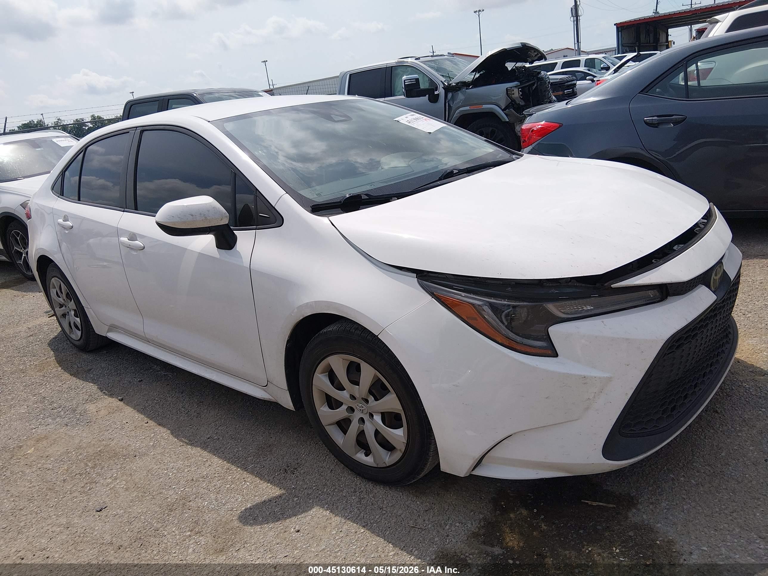 2021 Toyota Corolla Le Белый vin: JTDEPMAE8MJ176233