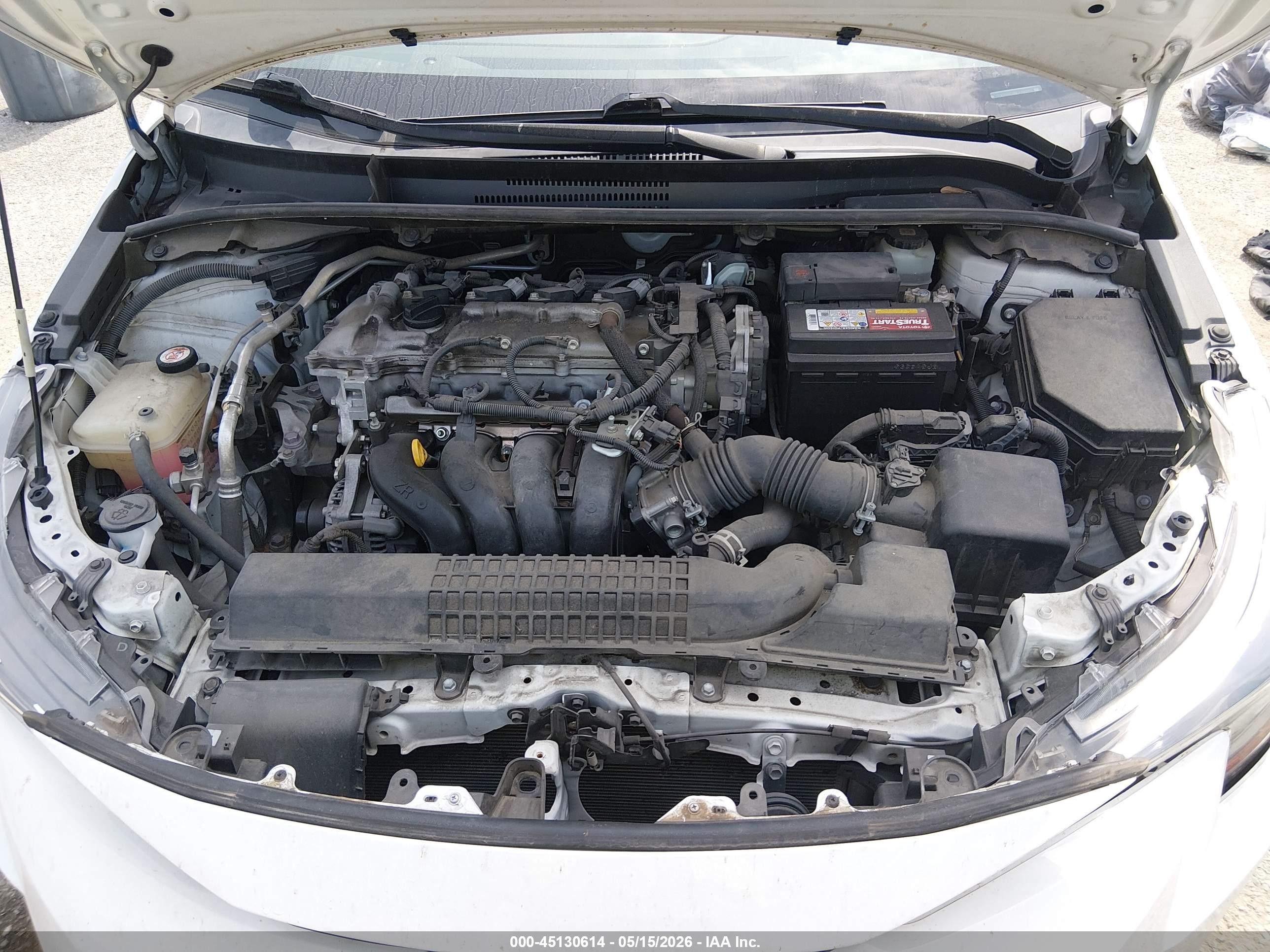 2021 Toyota Corolla Le Белый vin: JTDEPMAE8MJ176233
