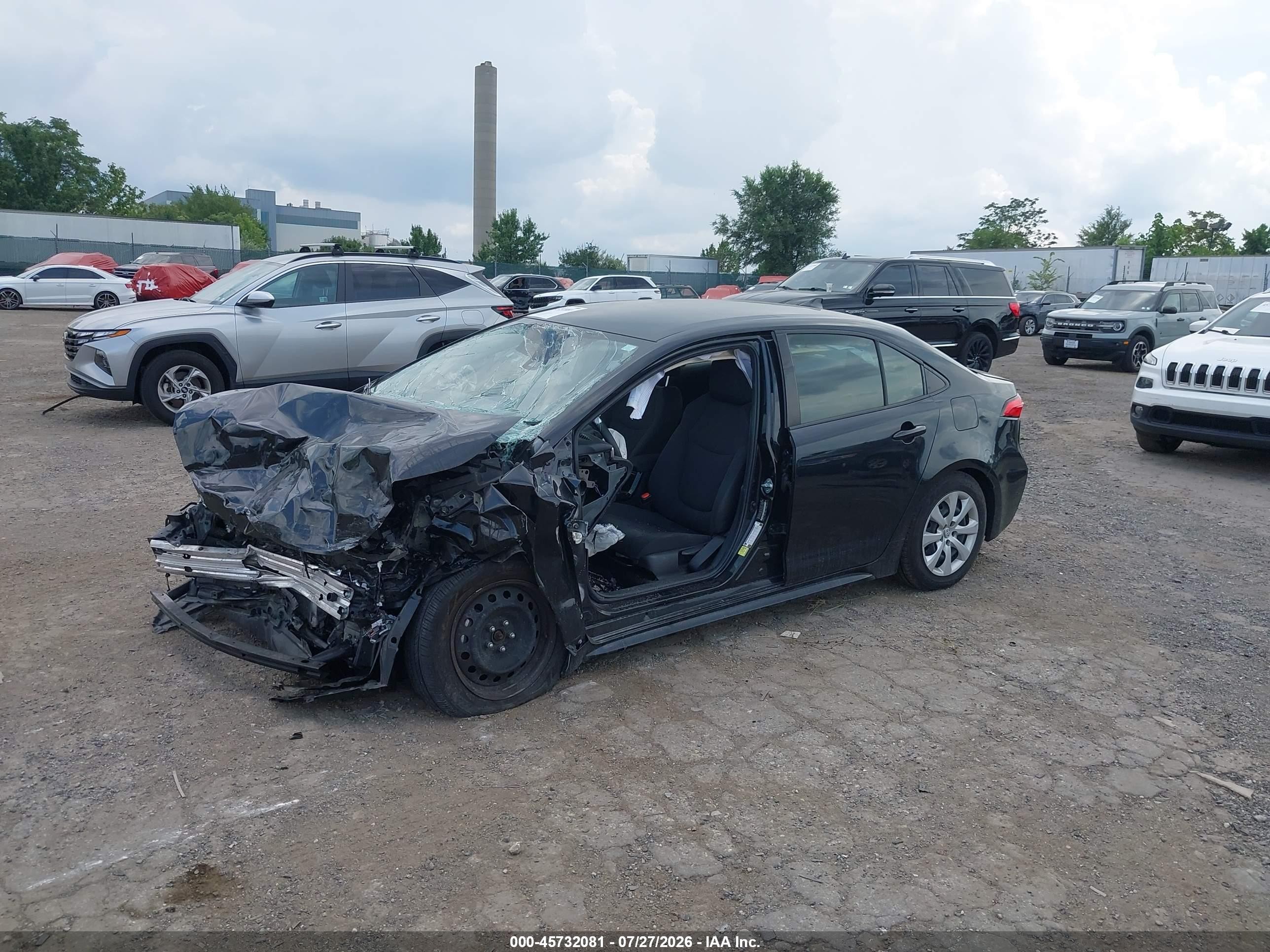 2022 Toyota Corolla Le Black vin: JTDEPMAE8NJ219552