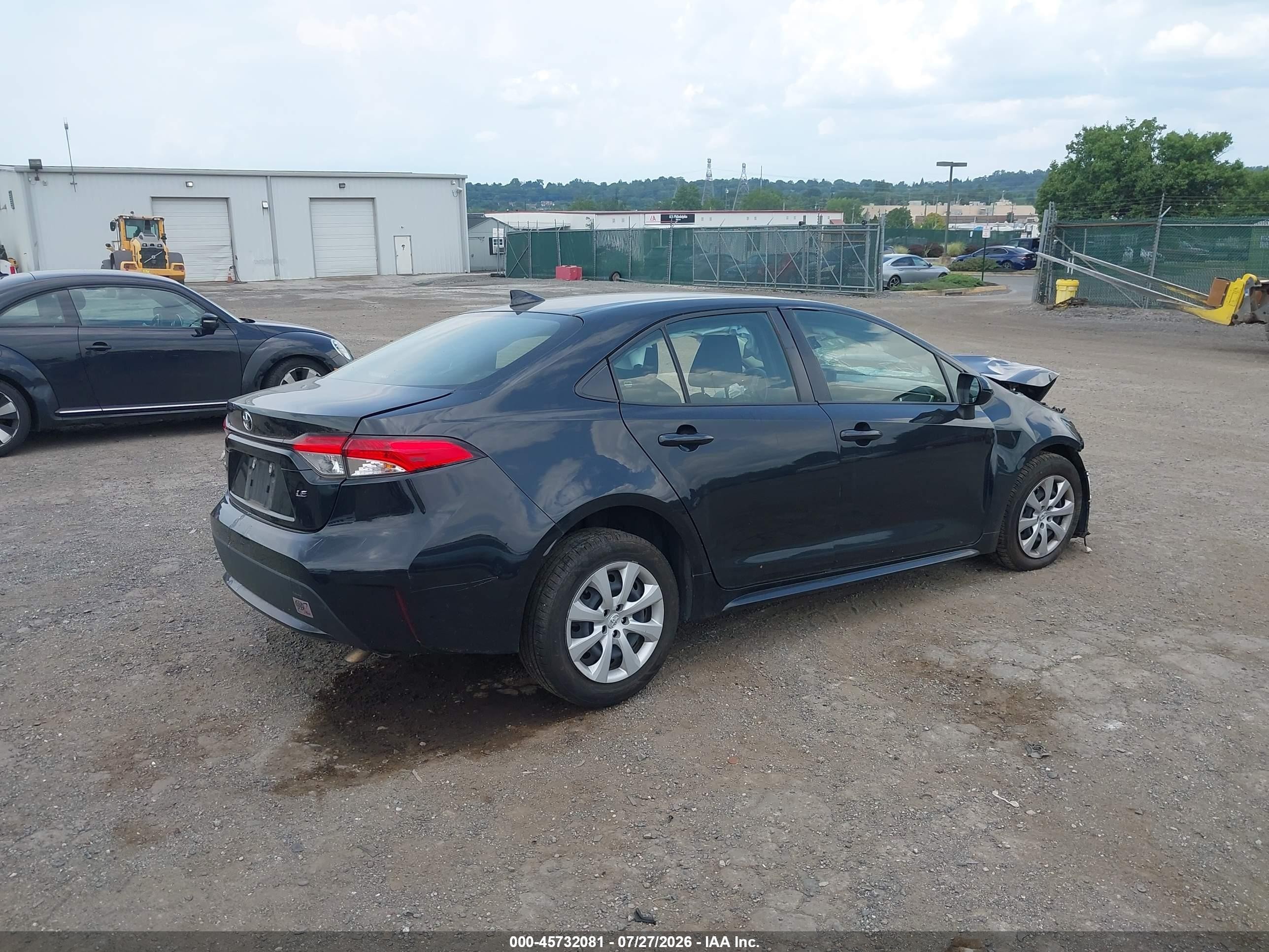 2022 Toyota Corolla Le Black vin: JTDEPMAE8NJ219552