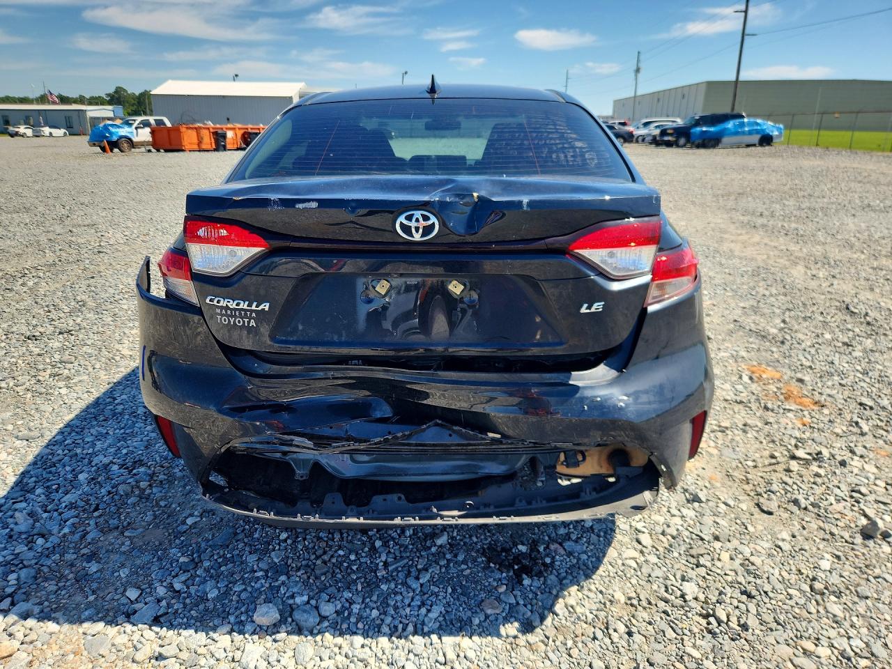 2022 Toyota Corolla Le Black vin: JTDEPMAE8NJ222810
