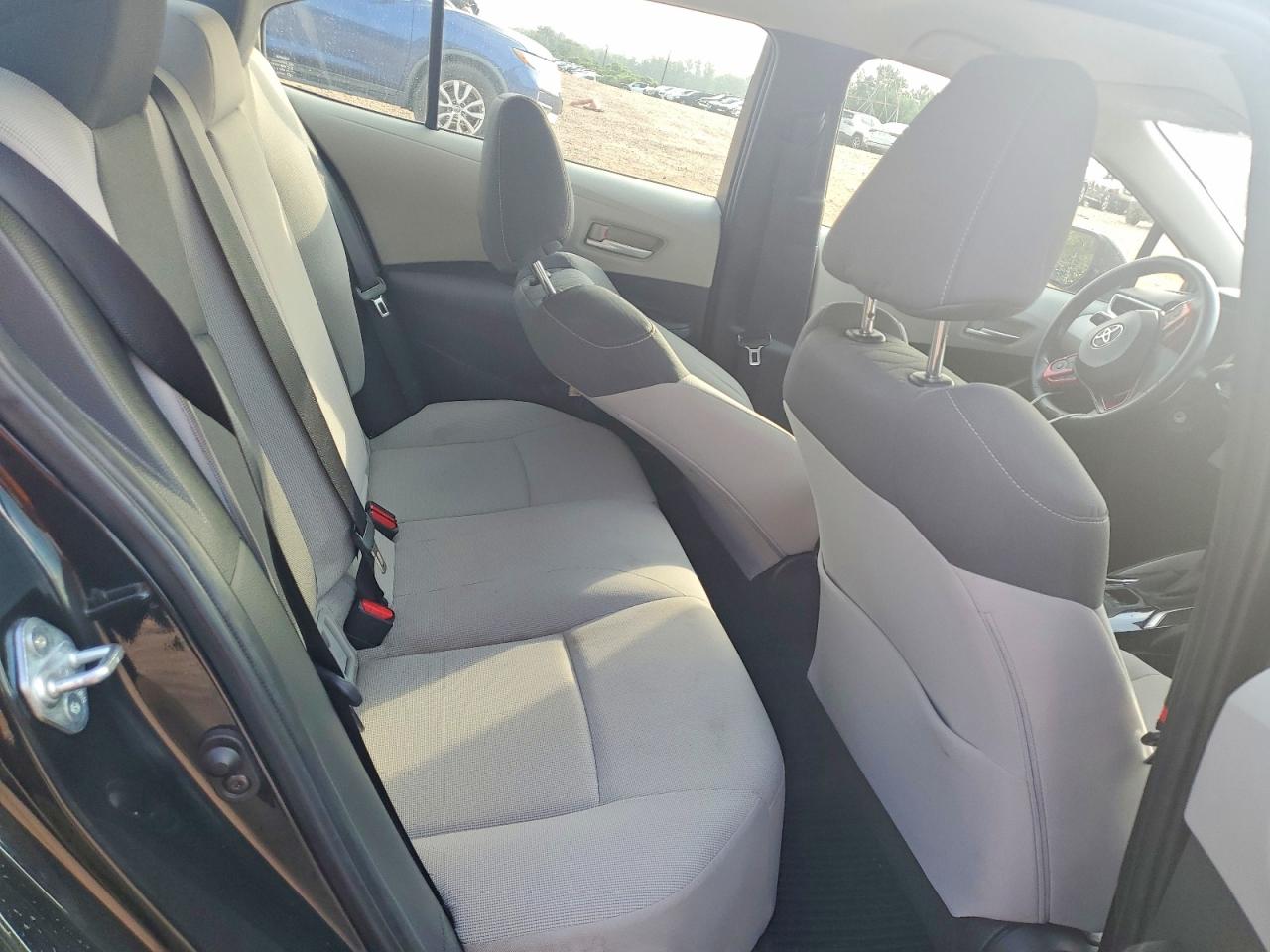 2021 Toyota Corolla Le Black vin: JTDEPMAEXMJ177397