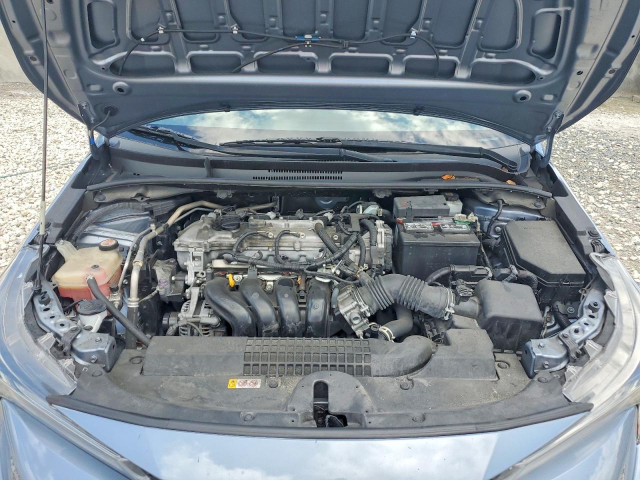 2021 Toyota Corolla Le Blue vin: JTDEPMAEXMJ184608