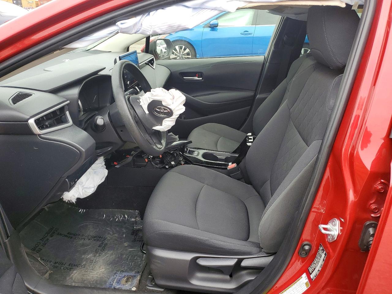 2021 Toyota Corolla Le Red vin: JTDEPMAEXMJ186956