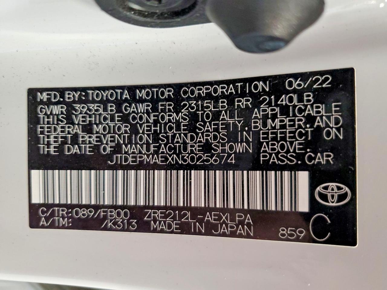 2022 Toyota Corolla Le White vin: JTDEPMAEXN3025674