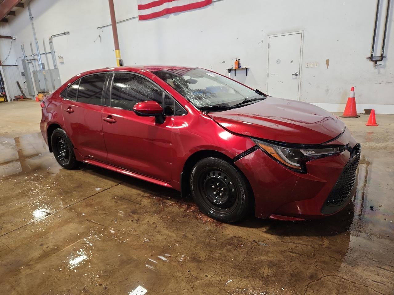 2022 Toyota Corolla Le Red vin: JTDEPMAEXNJ215275 Damage: Right Rear Door, Dent(S) W/ Paint Dmg, 3 To 4 Inches