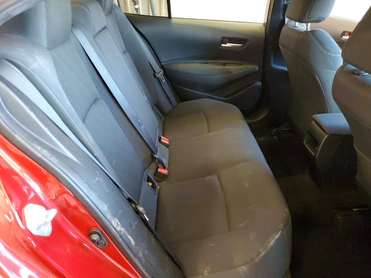 2020 Toyota Corolla Le Red vin: JTDEPRAE0LJ012406