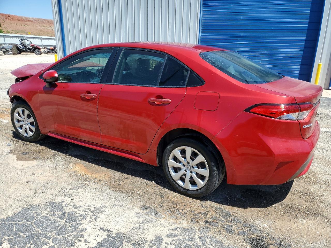 2020 Toyota Corolla Le Red vin: JTDEPRAE0LJ012406
