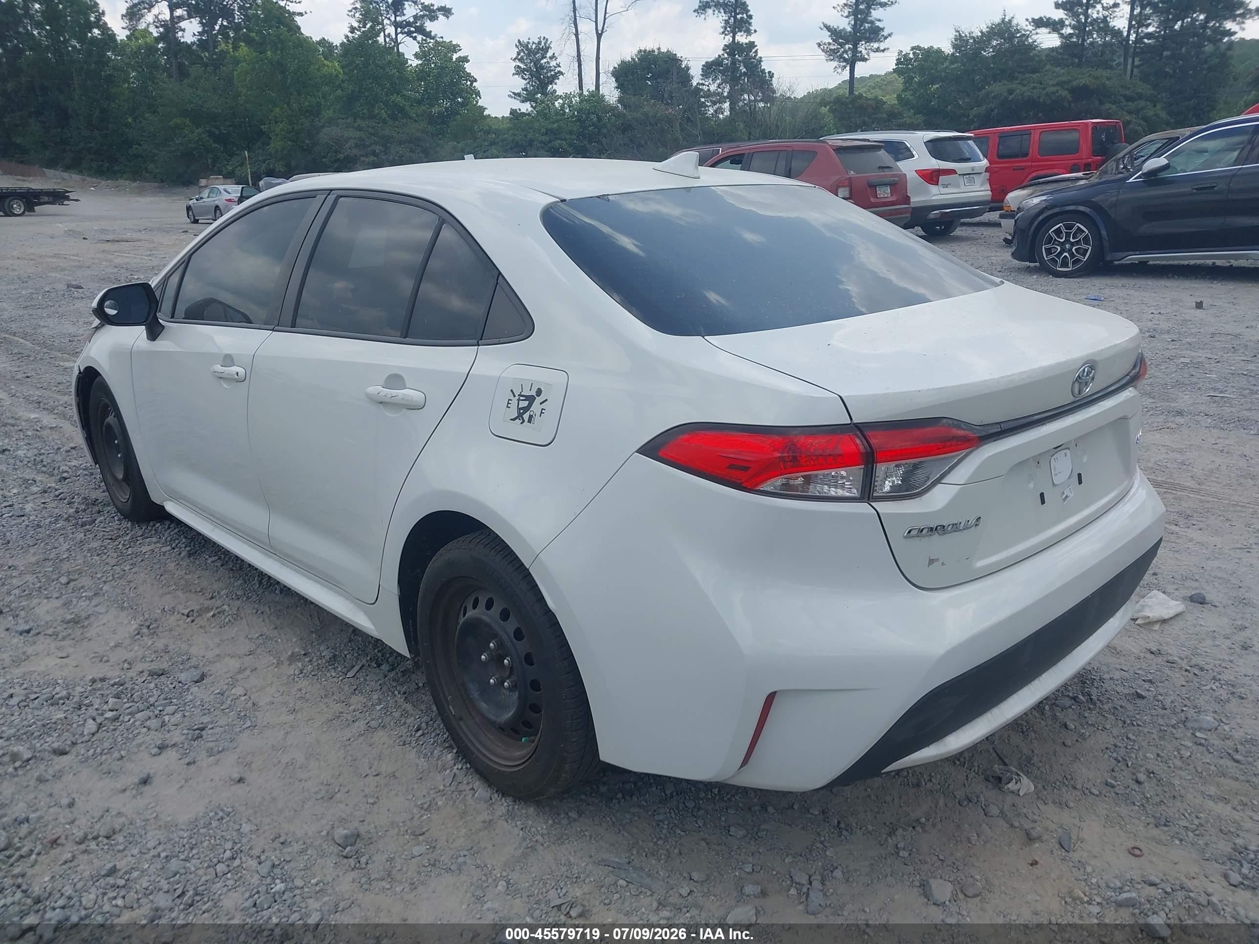 2020 Toyota Corolla Le White vin: JTDEPRAE1LJ009093