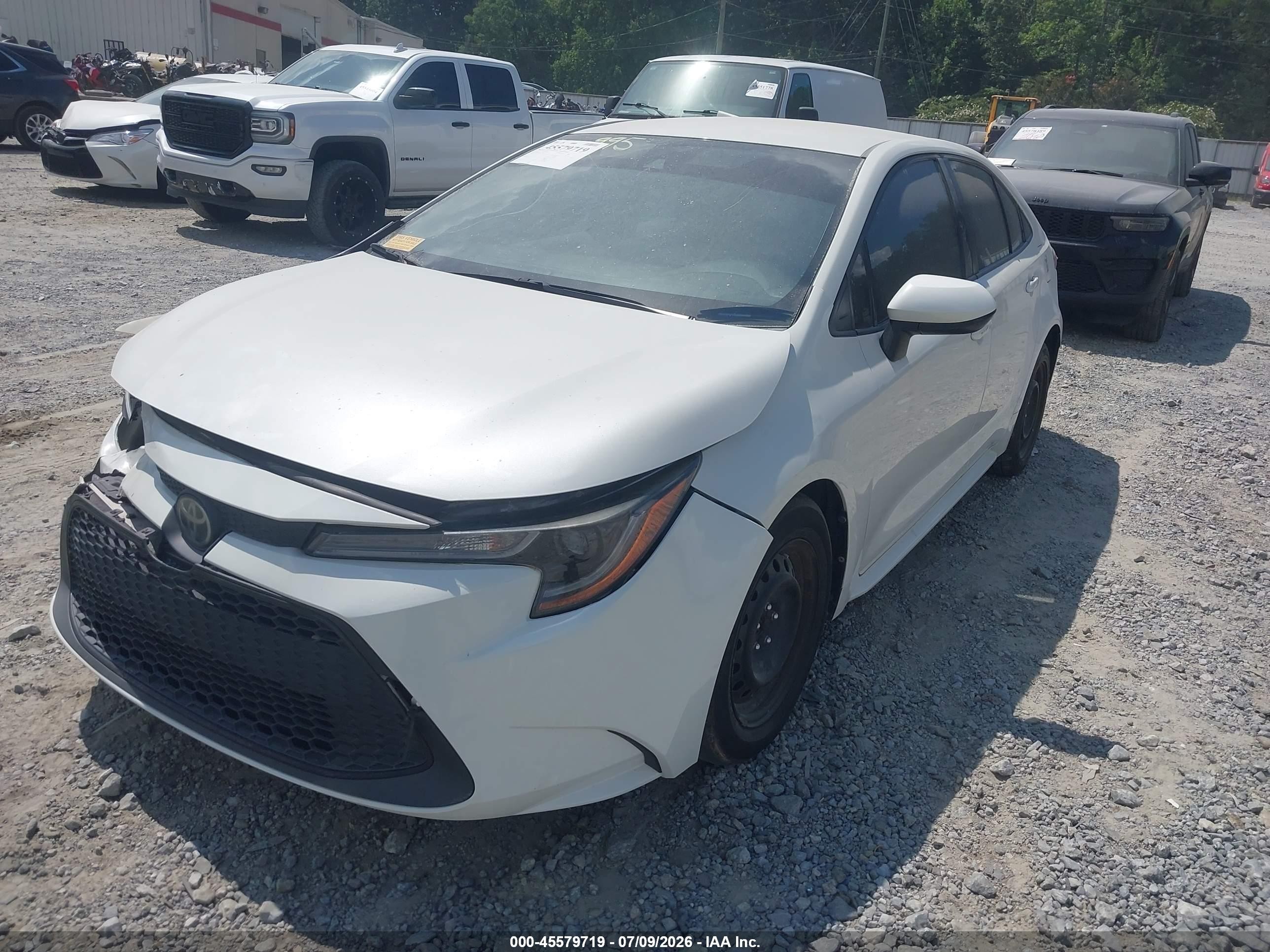 2020 Toyota Corolla Le White vin: JTDEPRAE1LJ009093