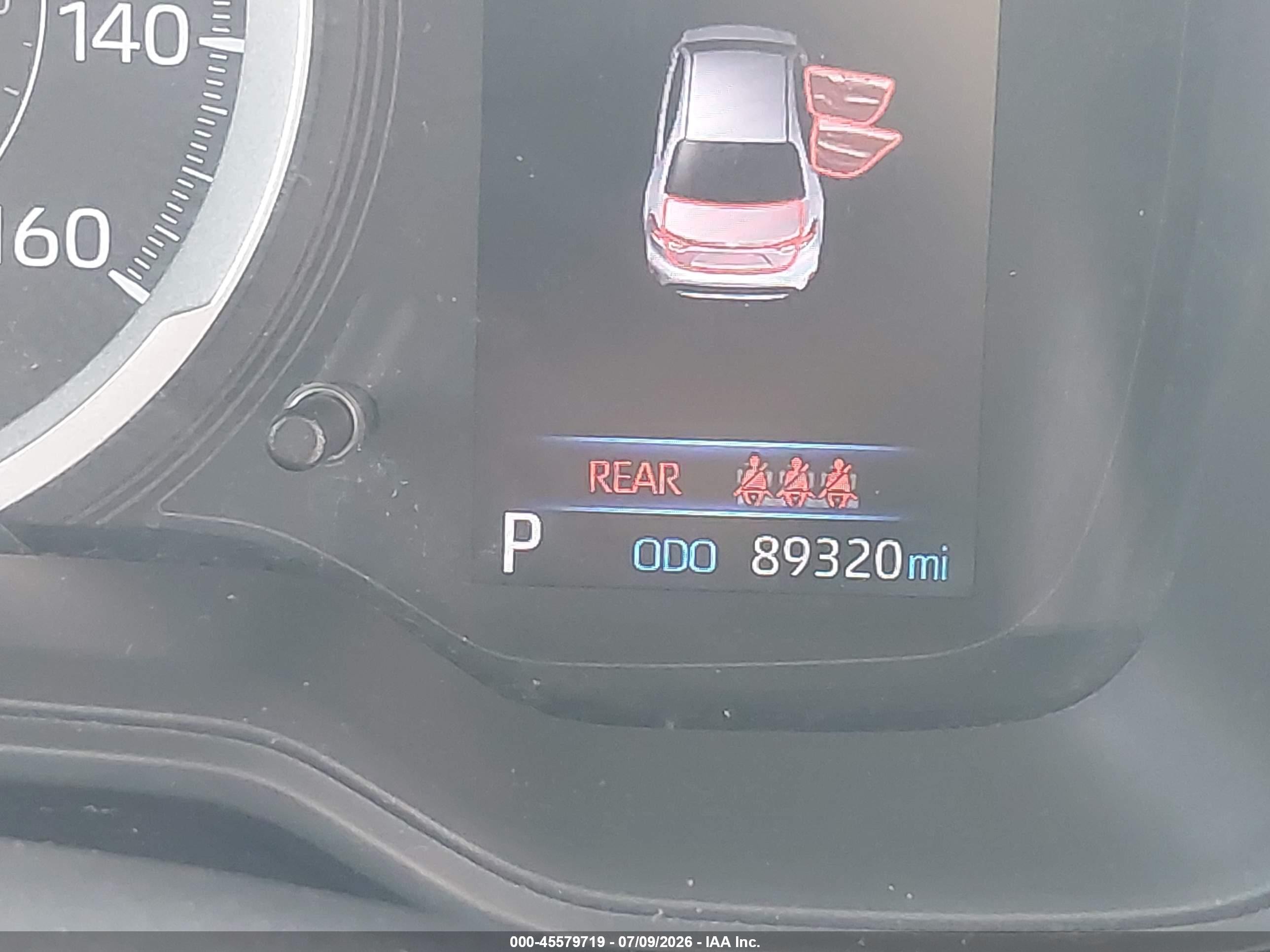 2020 Toyota Corolla Le White vin: JTDEPRAE1LJ009093