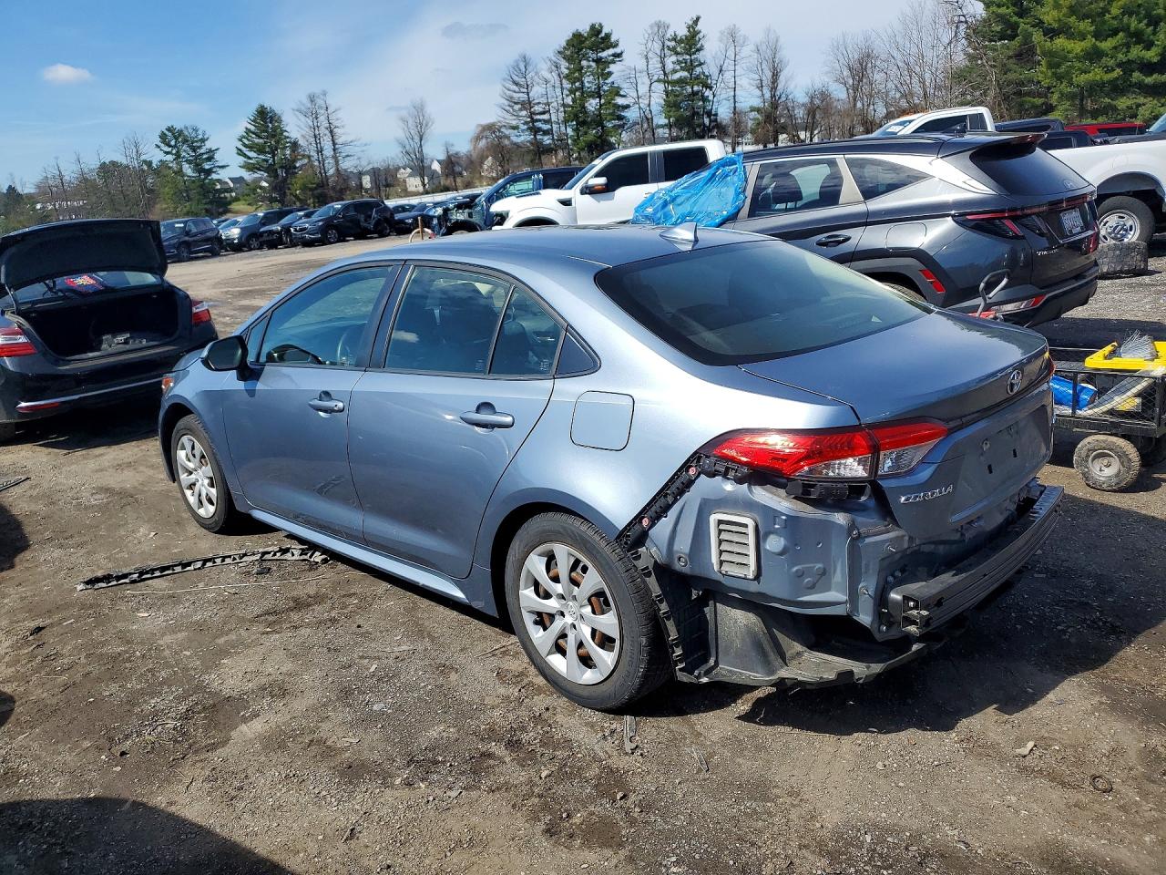 2020 Toyota Corolla Le Teal vin: JTDEPRAE1LJ043423