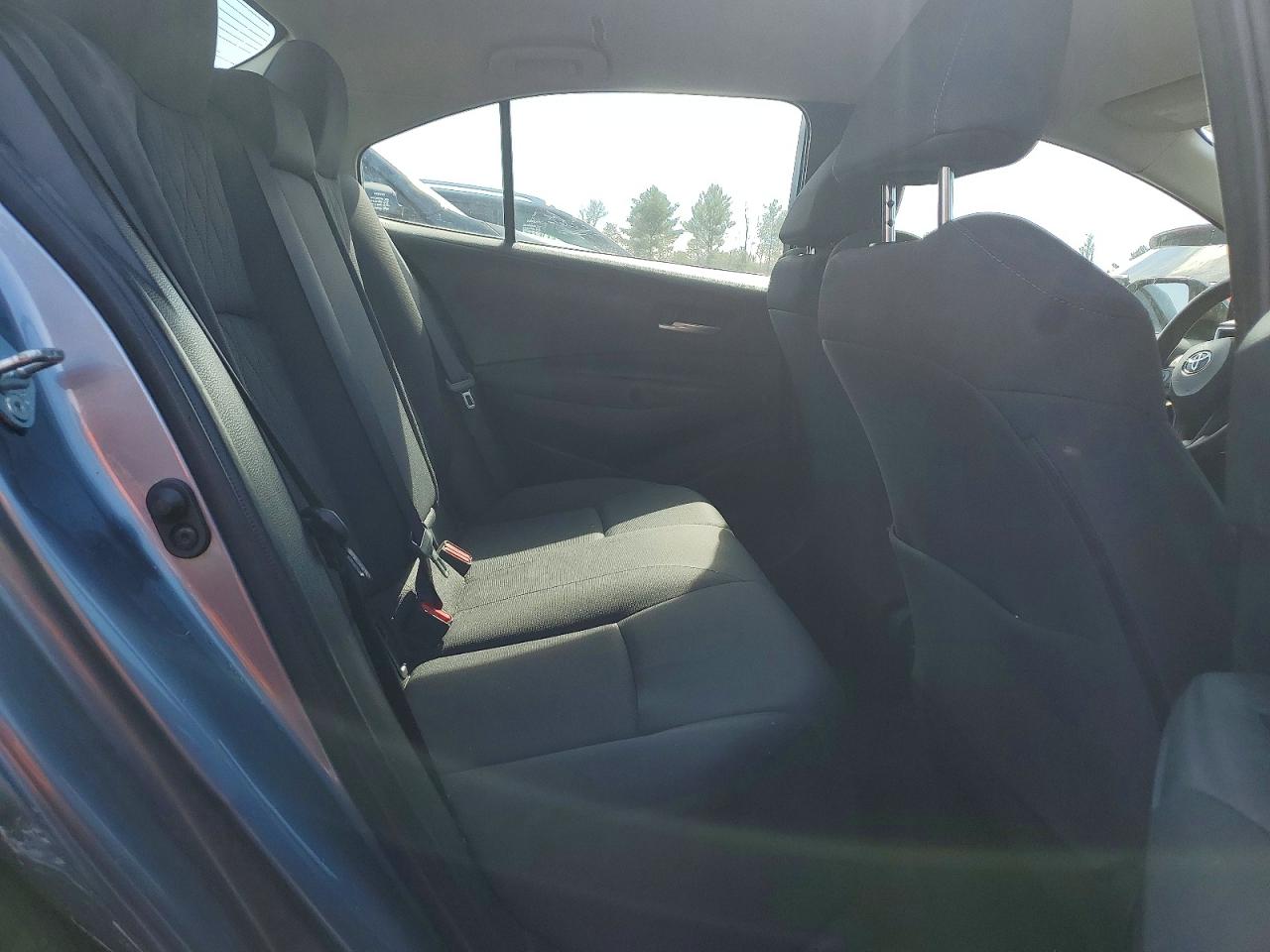 2020 Toyota Corolla Le Teal vin: JTDEPRAE1LJ043423