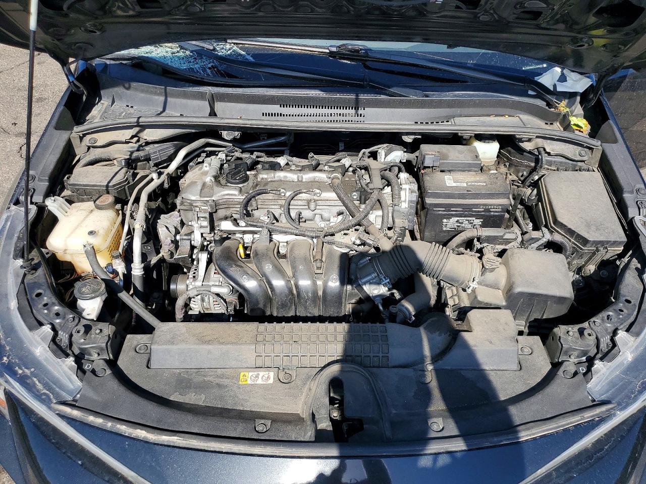 2020 Toyota Corolla Le Black vin: JTDEPRAE2LJ045889