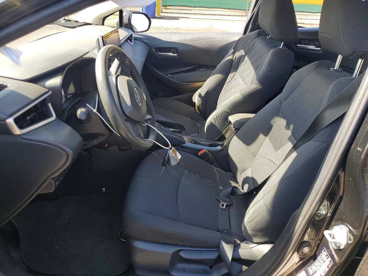 2020 Toyota Corolla Le Black vin: JTDEPRAE2LJ045889