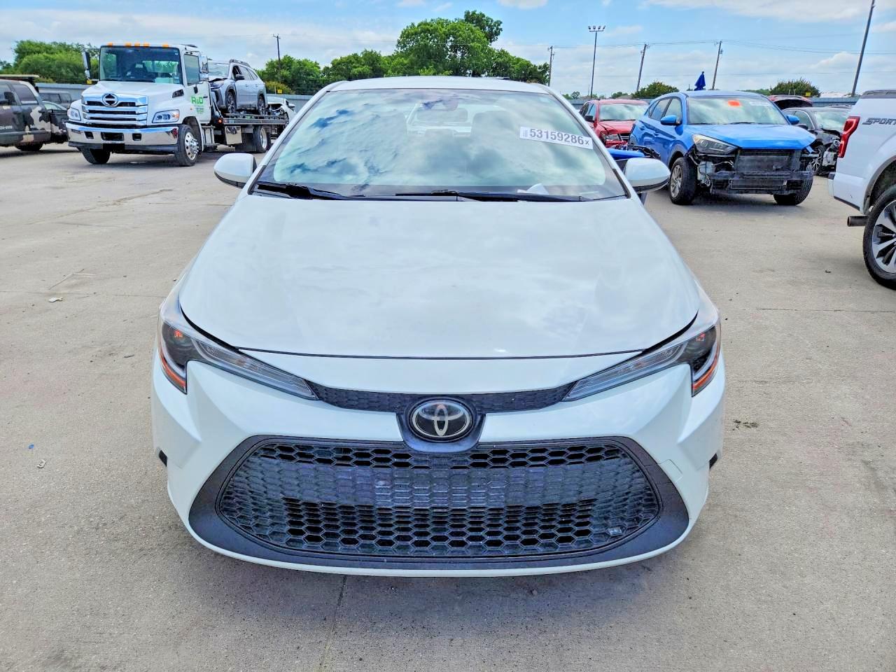 2020 Toyota Corolla Le White vin: JTDEPRAE2LJ057850
